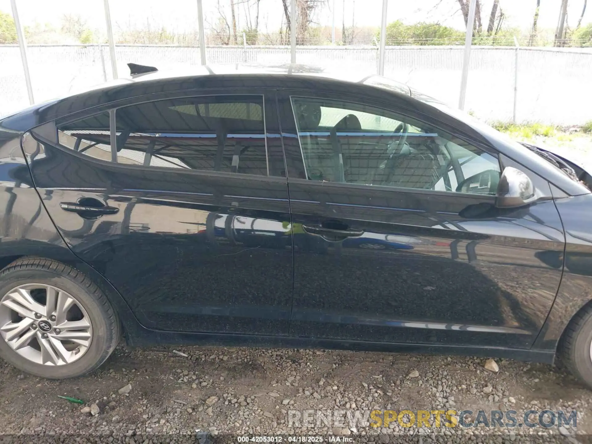 13 Фотография поврежденного автомобиля 5NPD84LF2KH416977 HYUNDAI ELANTRA 2019