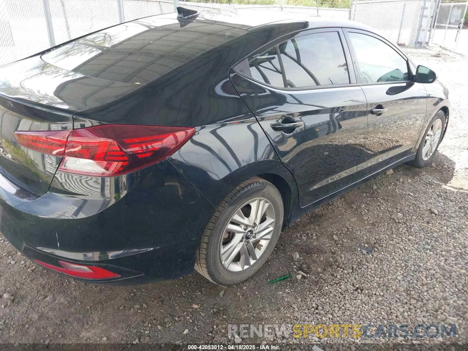 4 Фотография поврежденного автомобиля 5NPD84LF2KH416977 HYUNDAI ELANTRA 2019