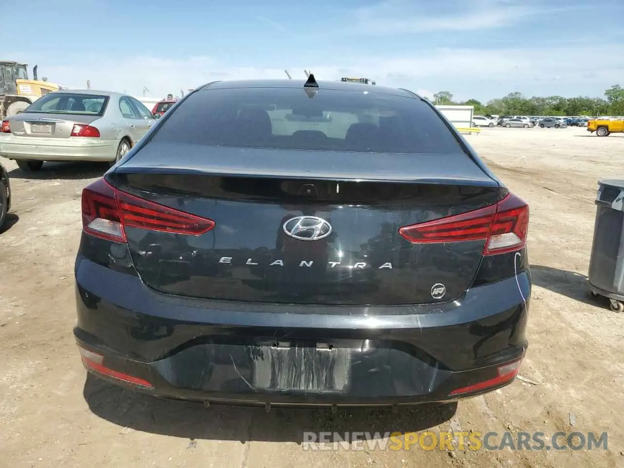 6 Фотография поврежденного автомобиля 5NPD84LF2KH432581 HYUNDAI ELANTRA 2019