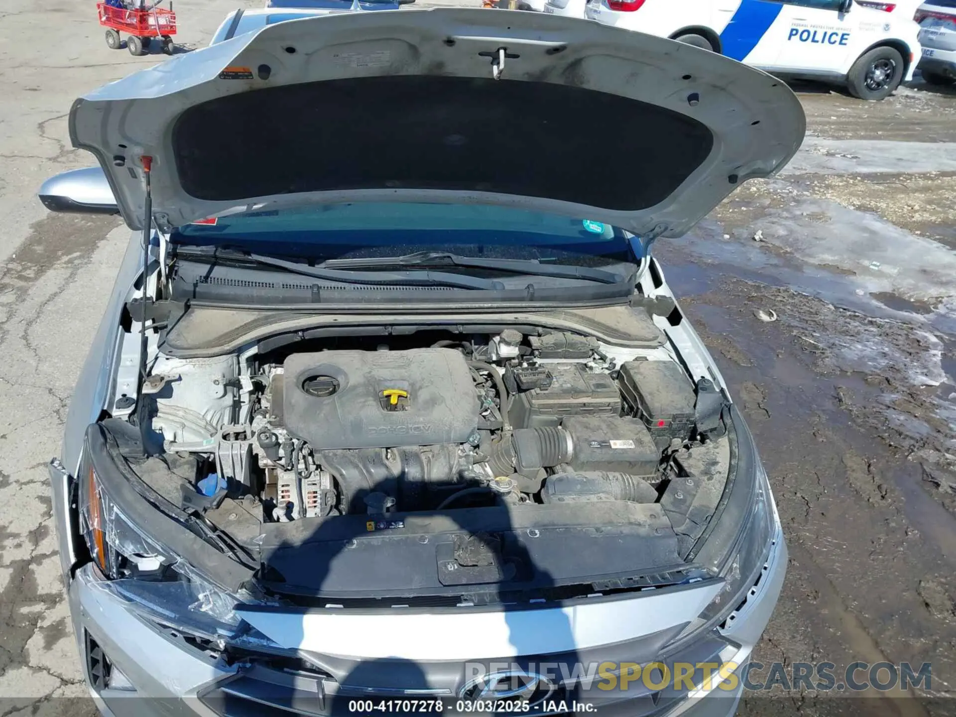 10 Photograph of a damaged car 5NPD84LF2KH449607 HYUNDAI ELANTRA 2019