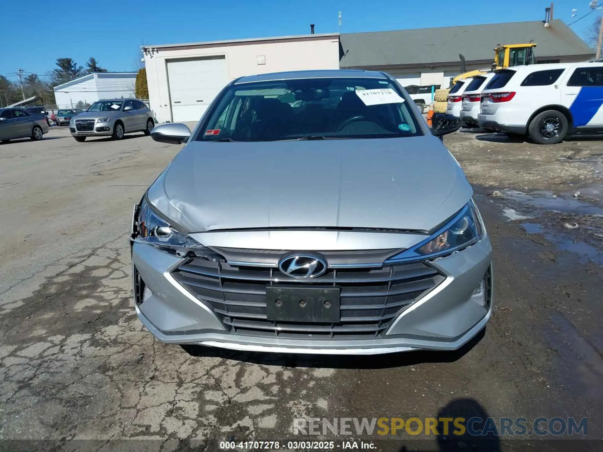 12 Photograph of a damaged car 5NPD84LF2KH449607 HYUNDAI ELANTRA 2019
