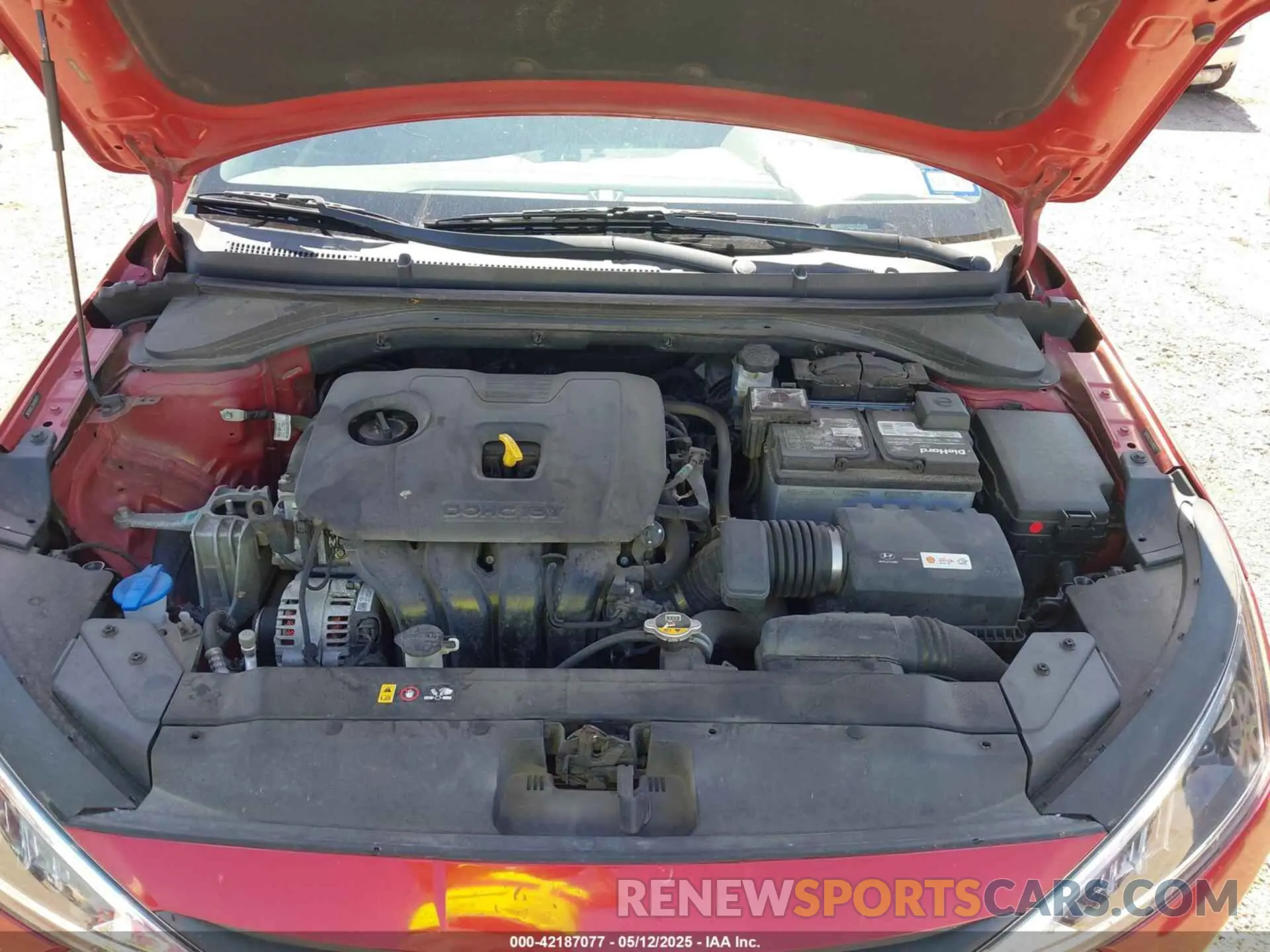 10 Photograph of a damaged car 5NPD84LF2KH460073 HYUNDAI ELANTRA 2019
