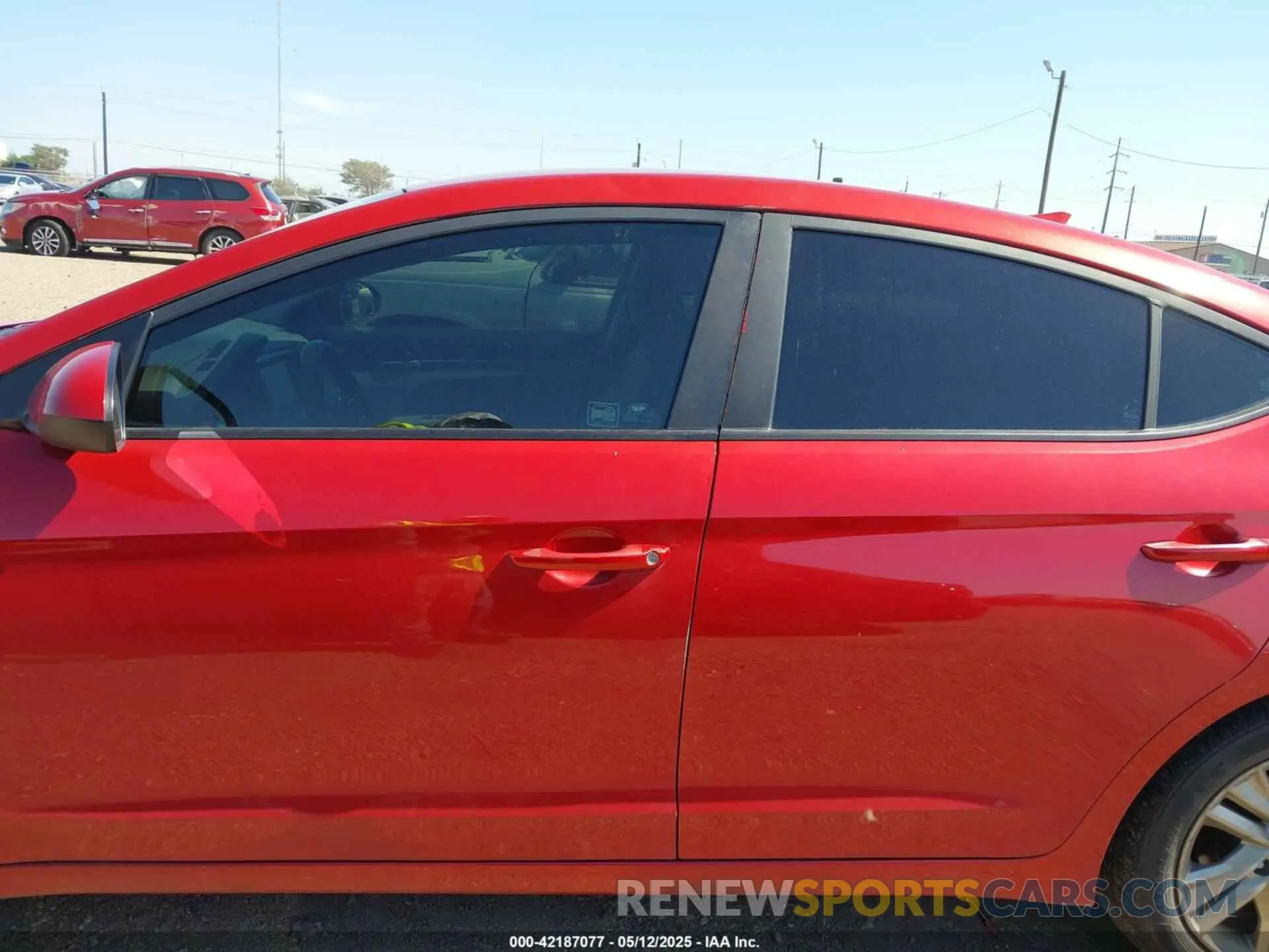 14 Photograph of a damaged car 5NPD84LF2KH460073 HYUNDAI ELANTRA 2019