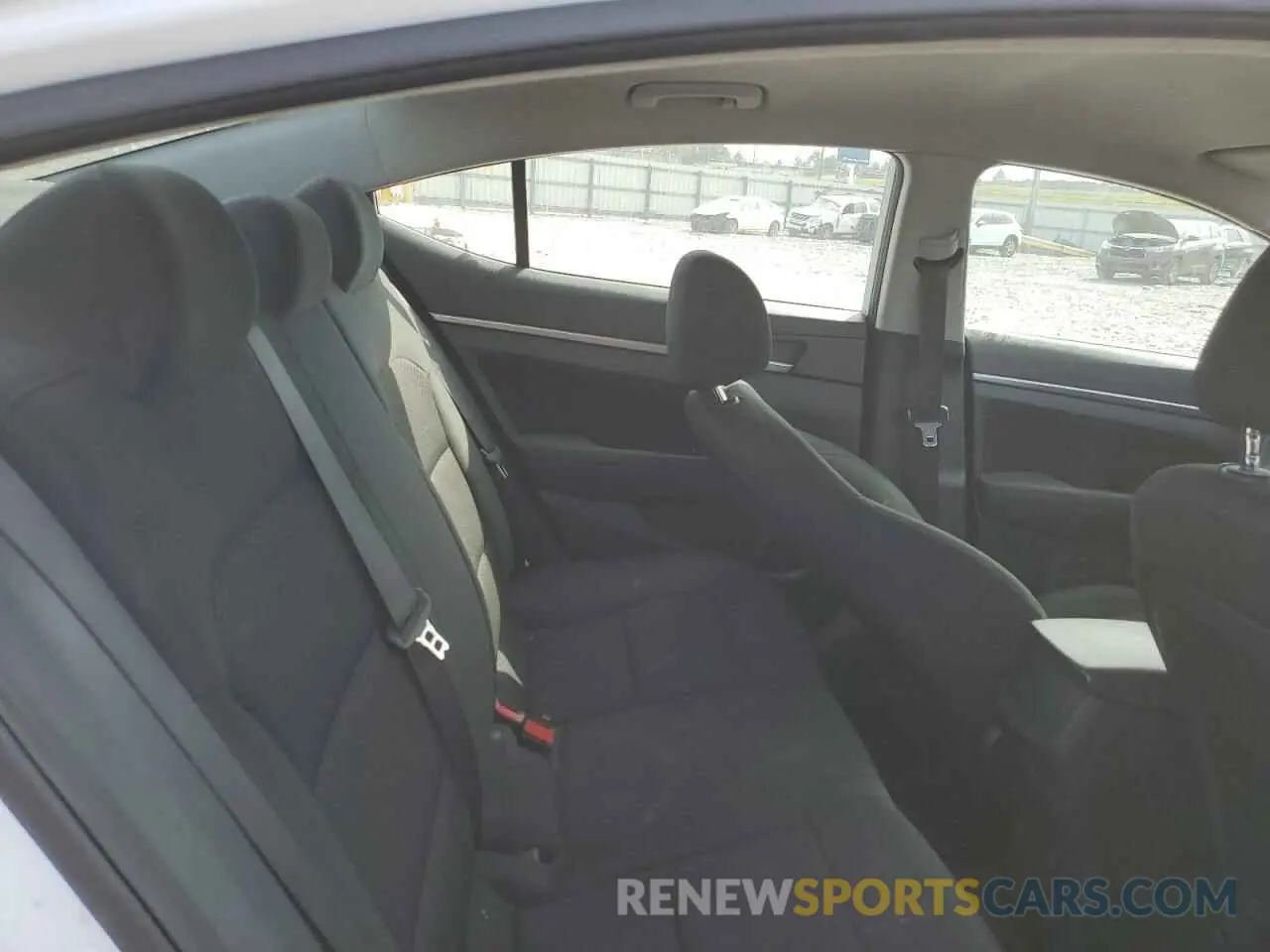 10 Фотография поврежденного автомобиля 5NPD84LF2KH482851 HYUNDAI ELANTRA 2019