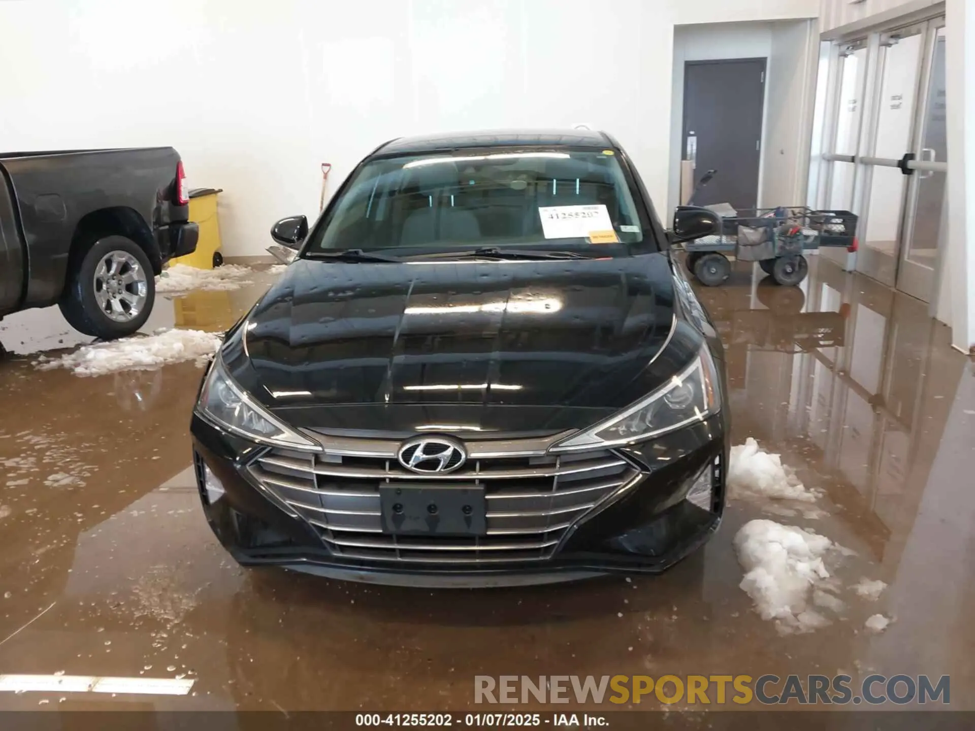12 Фотография поврежденного автомобиля 5NPD84LF3KH405714 HYUNDAI ELANTRA 2019