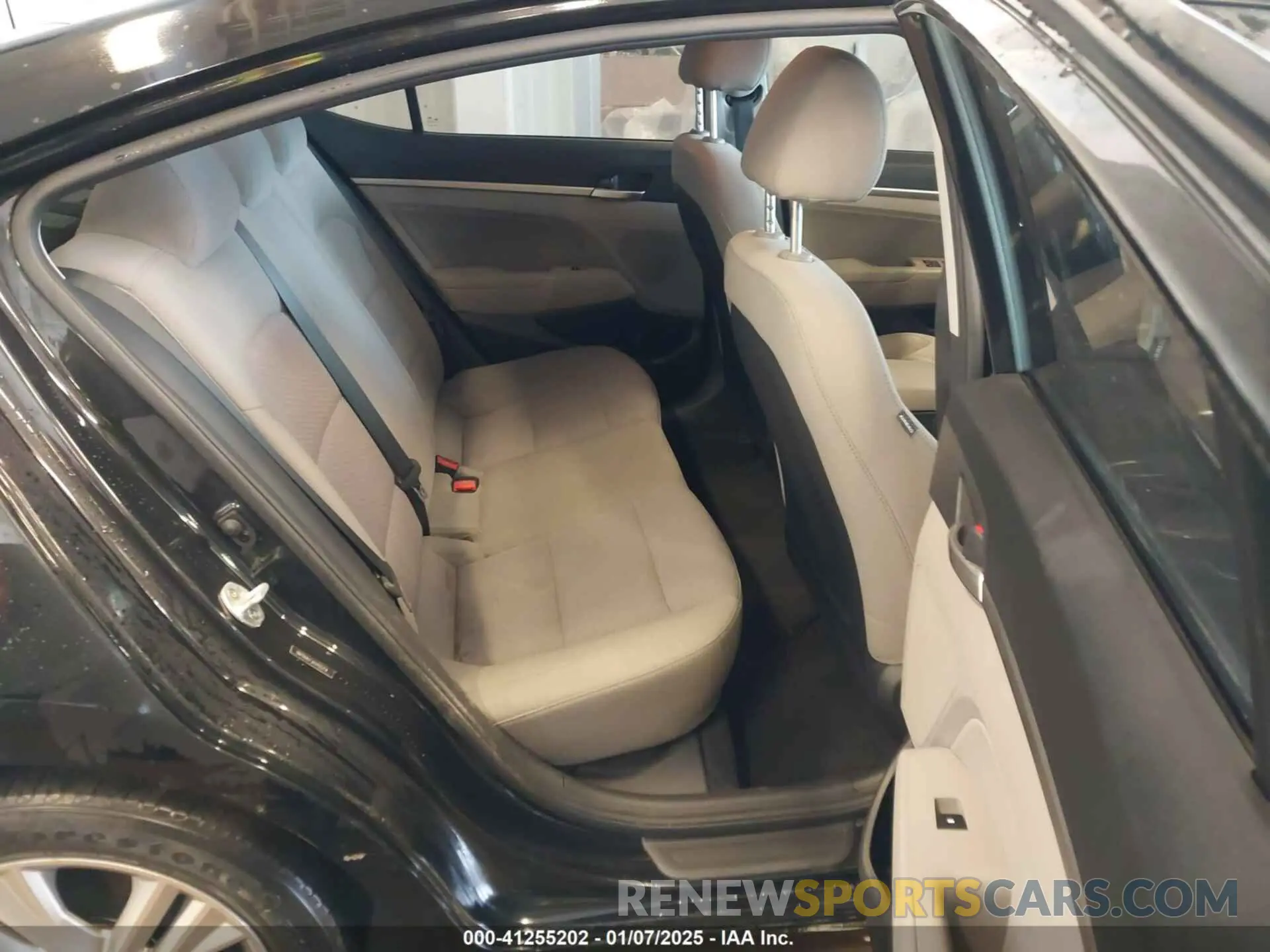 8 Фотография поврежденного автомобиля 5NPD84LF3KH405714 HYUNDAI ELANTRA 2019