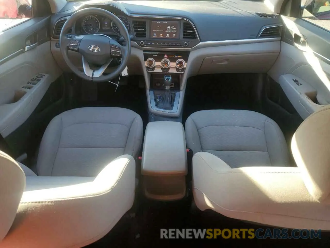 8 Photograph of a damaged car 5NPD84LF3KH406653 HYUNDAI ELANTRA 2019