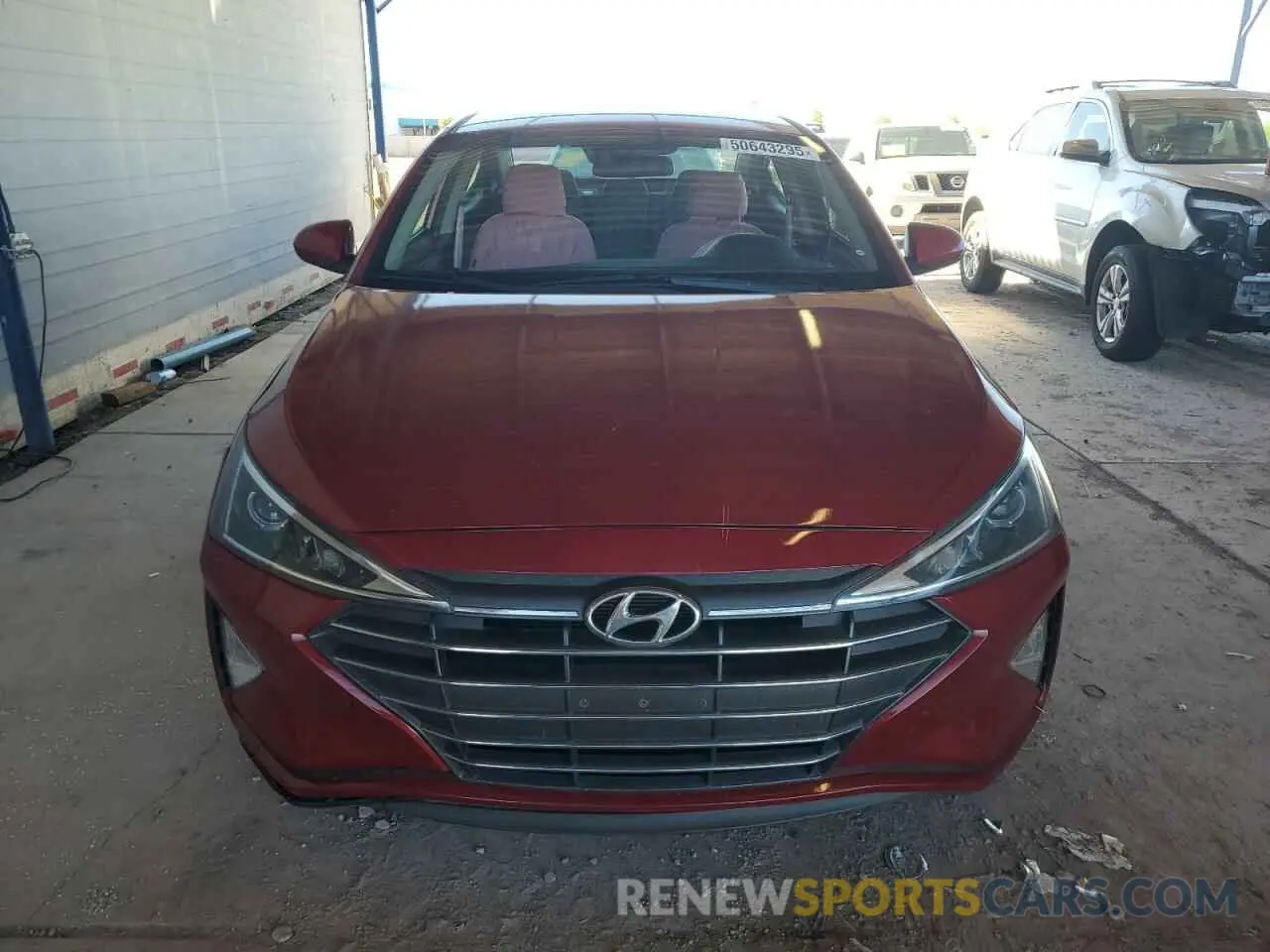 5 Photograph of a damaged car 5NPD84LF3KH409519 HYUNDAI ELANTRA 2019