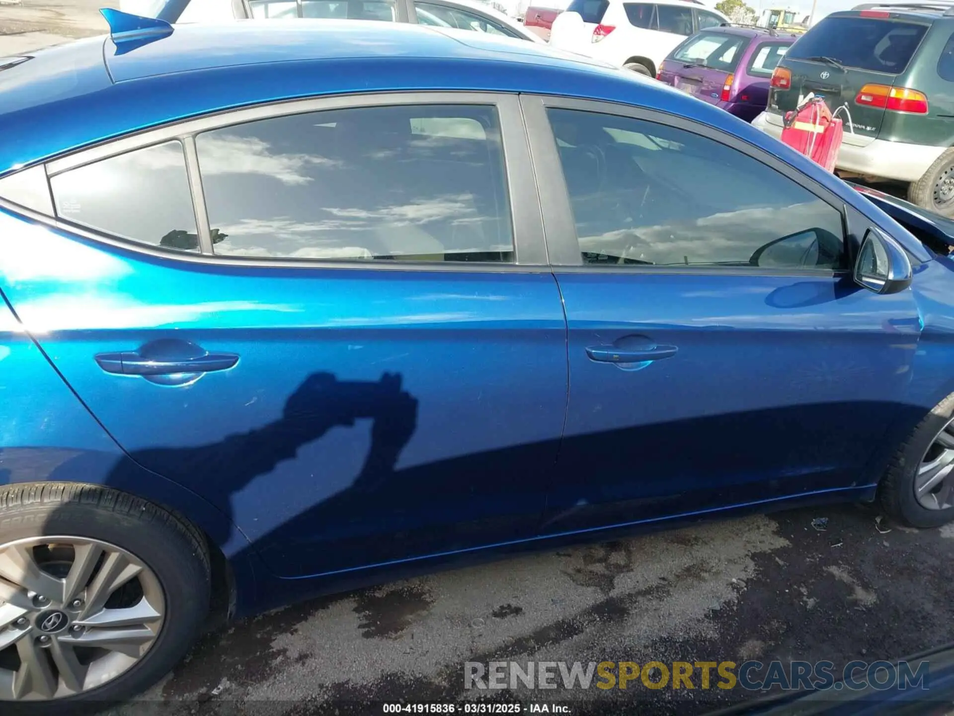 14 Фотография поврежденного автомобиля 5NPD84LF3KH419838 HYUNDAI ELANTRA 2019