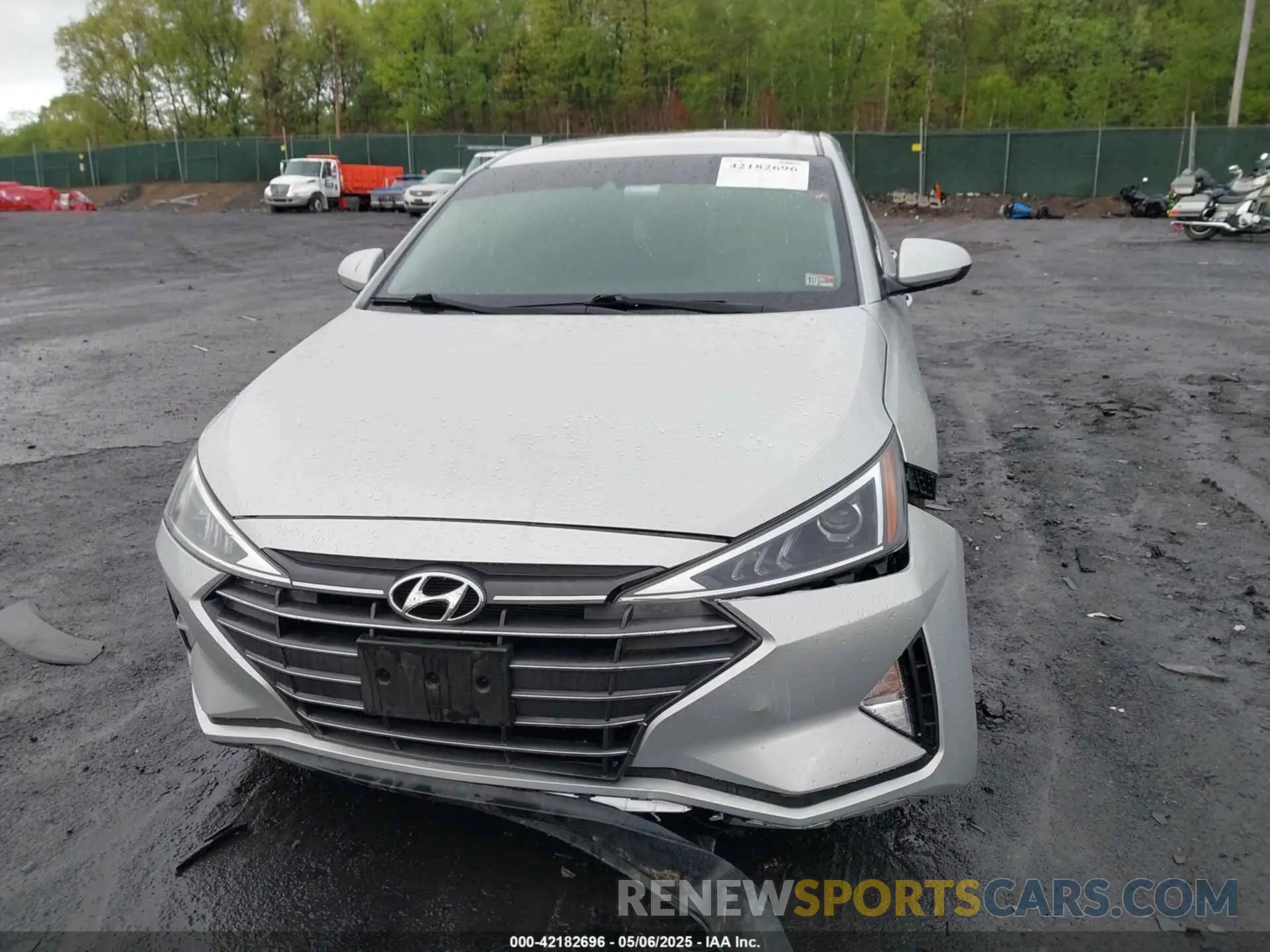 12 Фотография поврежденного автомобиля 5NPD84LF3KH450555 HYUNDAI ELANTRA 2019