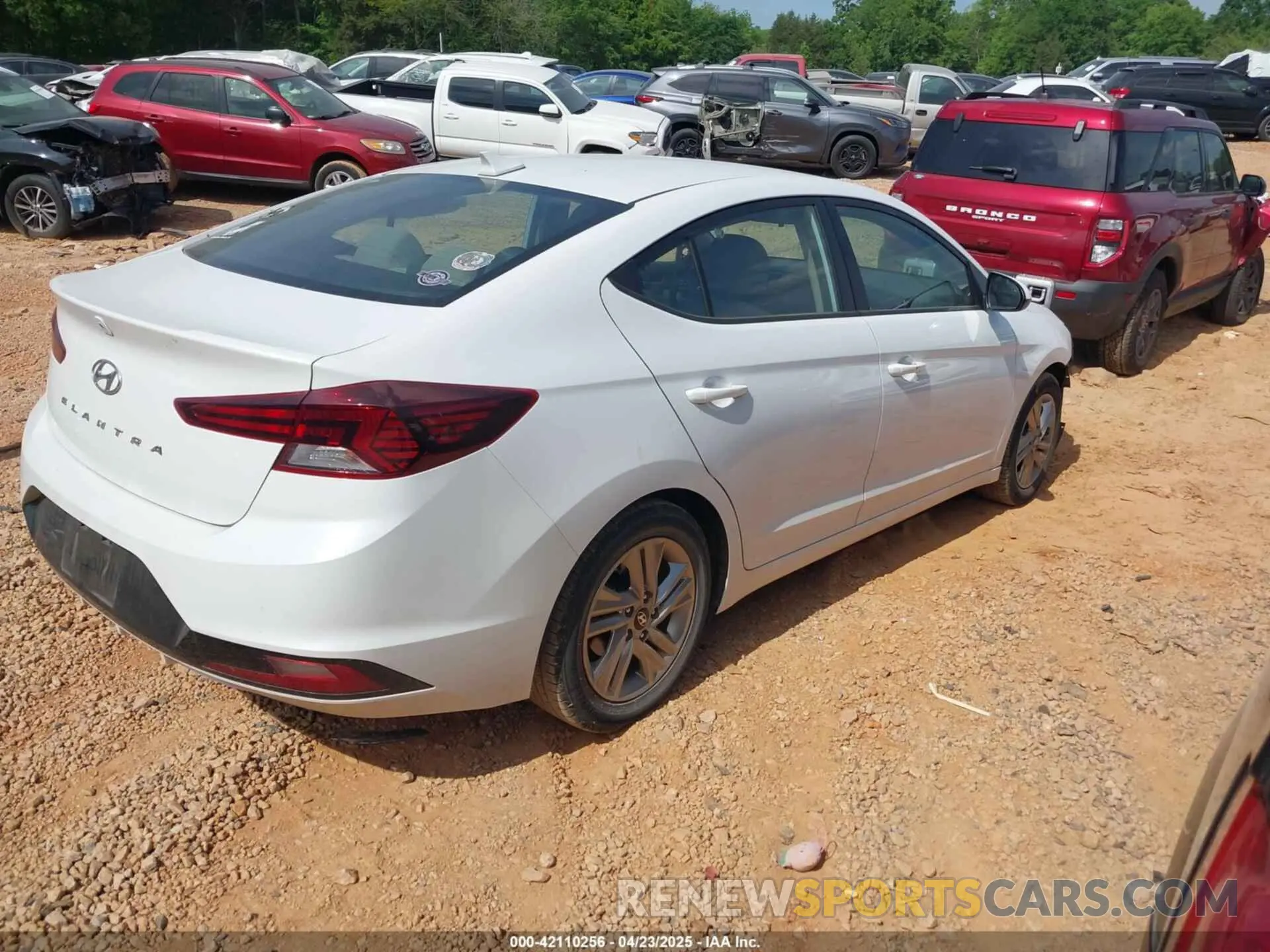 4 Фотография поврежденного автомобиля 5NPD84LF3KH450958 HYUNDAI ELANTRA 2019