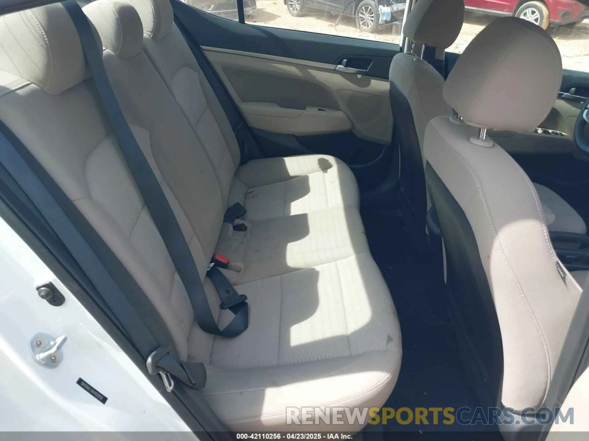 8 Фотография поврежденного автомобиля 5NPD84LF3KH450958 HYUNDAI ELANTRA 2019