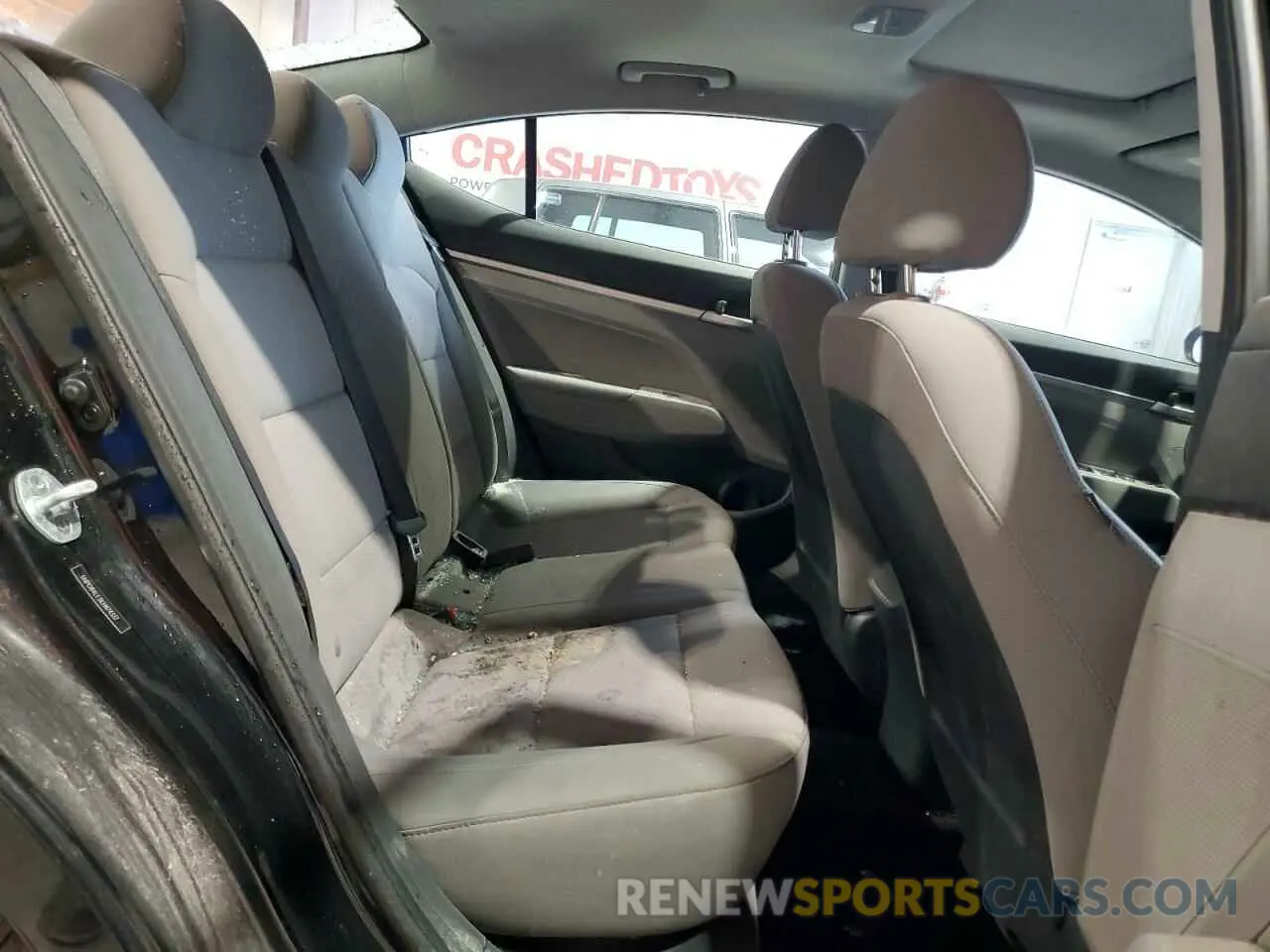 10 Photograph of a damaged car 5NPD84LF3KH474337 HYUNDAI ELANTRA 2019