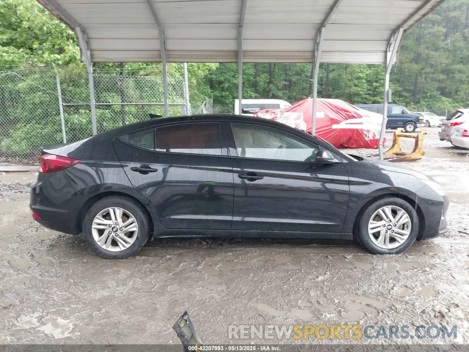 12 Photograph of a damaged car 5NPD84LF3KH497536 HYUNDAI ELANTRA 2019