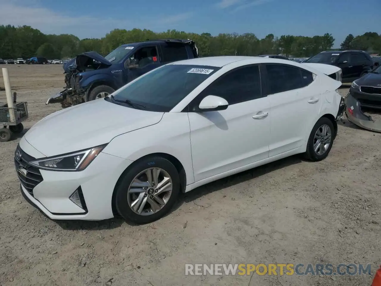 1 Photograph of a damaged car 5NPD84LF4KH413451 HYUNDAI ELANTRA 2019