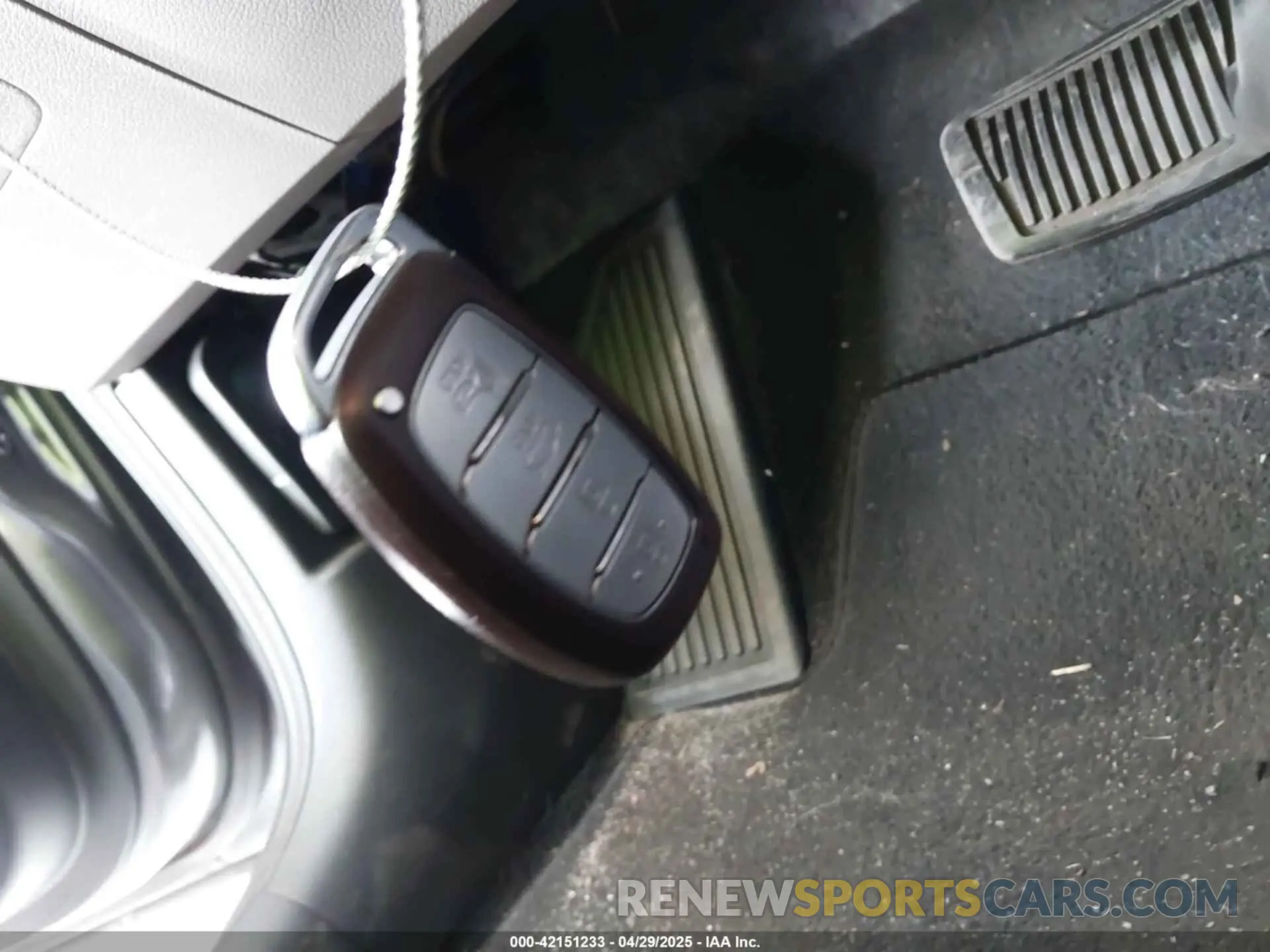 11 Photograph of a damaged car 5NPD84LF4KH425003 HYUNDAI ELANTRA 2019
