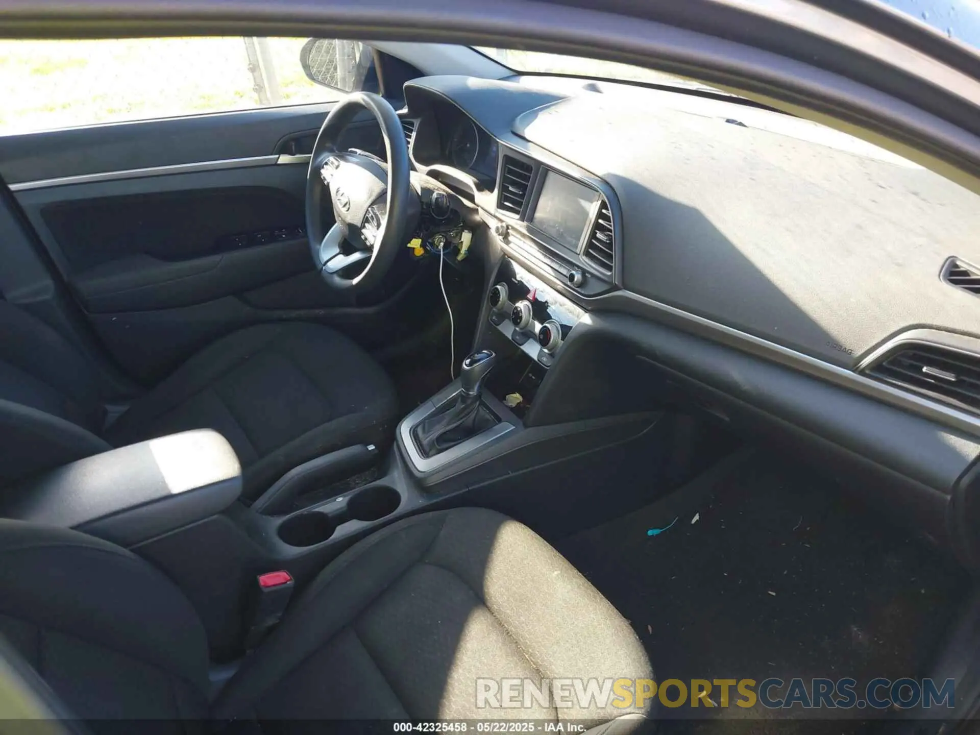 5 Фотография поврежденного автомобиля 5NPD84LF4KH428516 HYUNDAI ELANTRA 2019