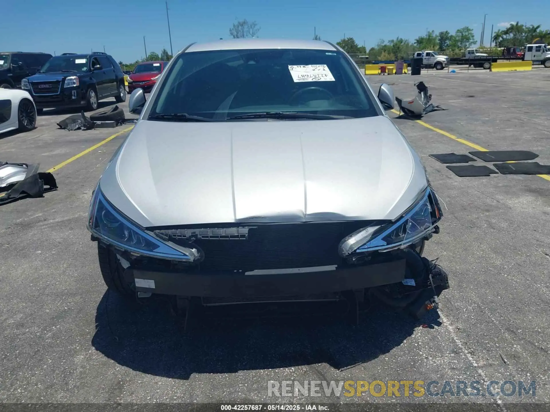 6 Photograph of a damaged car 5NPD84LF4KH487064 HYUNDAI ELANTRA 2019