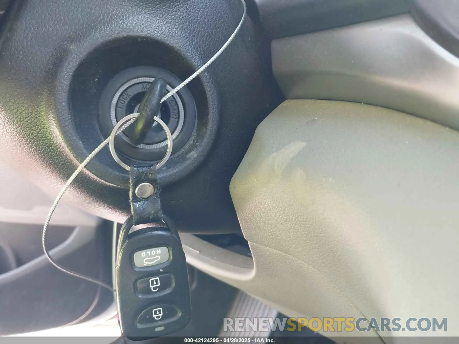 11 Photograph of a damaged car 5NPD84LF5KH404564 HYUNDAI ELANTRA 2019