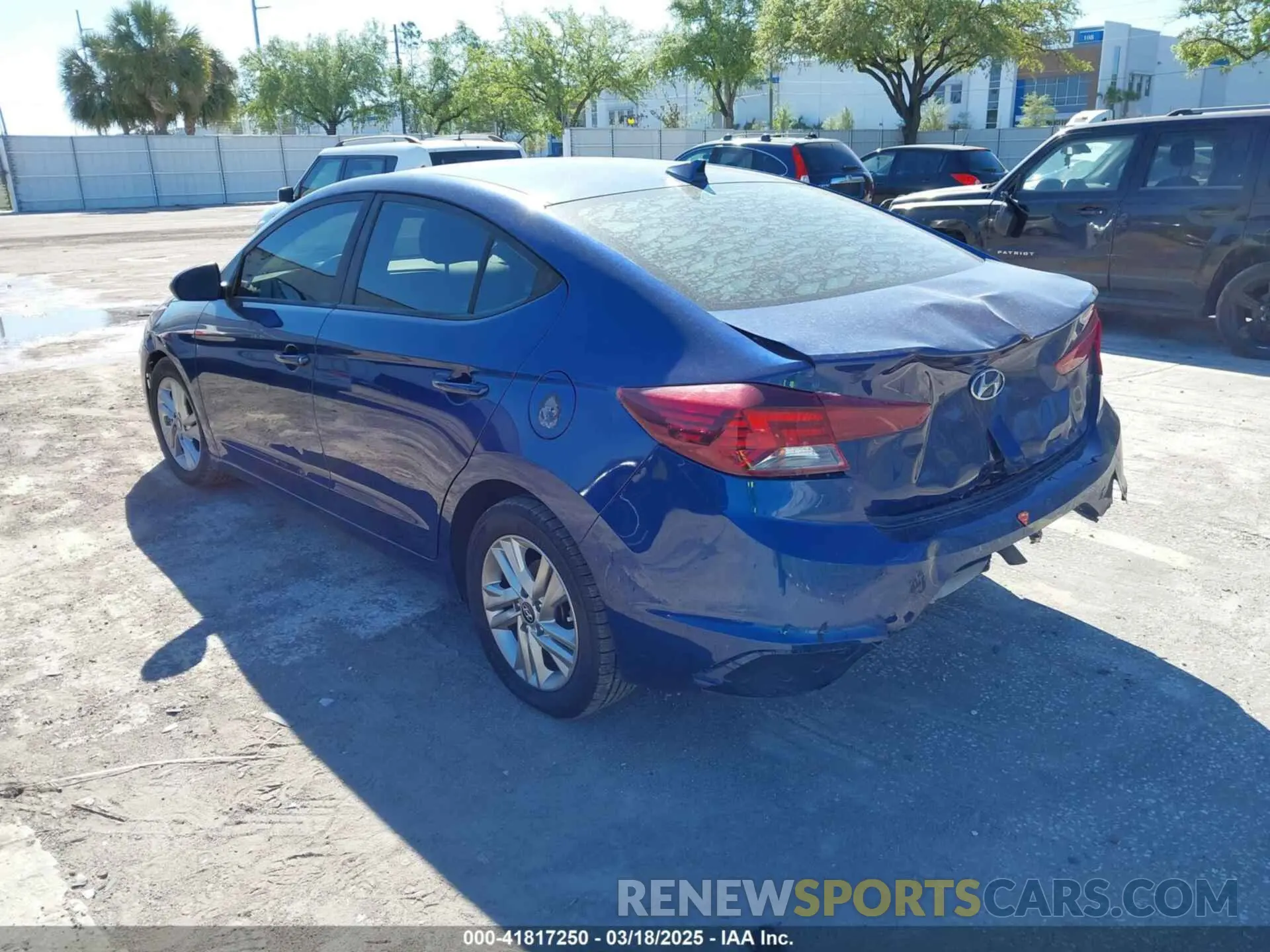 3 Photograph of a damaged car 5NPD84LF5KH407836 HYUNDAI ELANTRA 2019