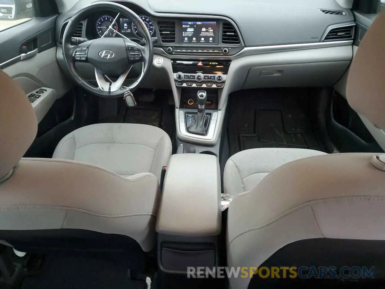 8 Photograph of a damaged car 5NPD84LF5KH414043 HYUNDAI ELANTRA 2019