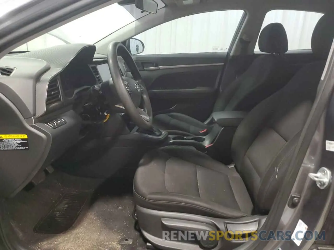 7 Photograph of a damaged car 5NPD84LF5KH420411 HYUNDAI ELANTRA 2019