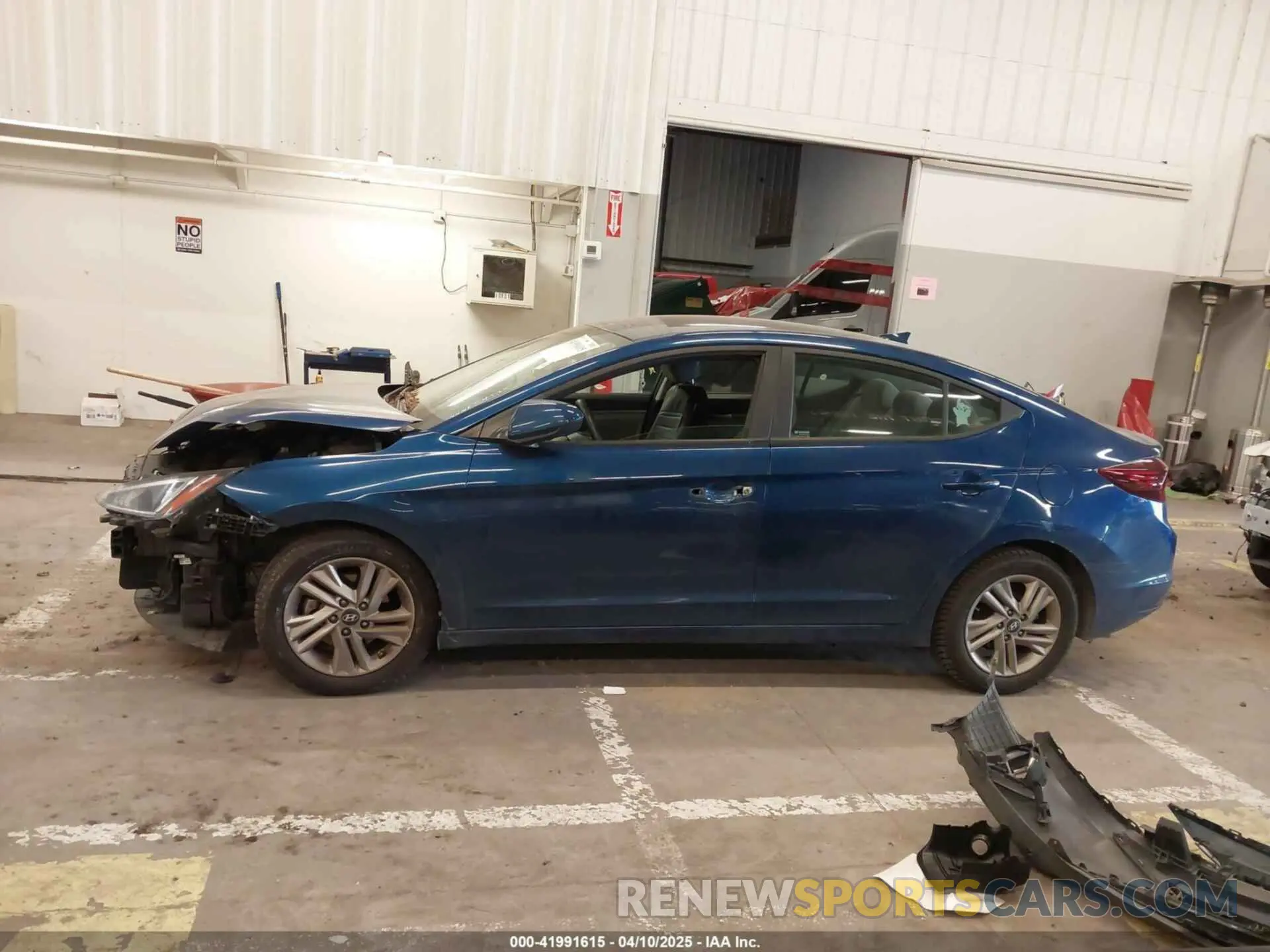 14 Фотография поврежденного автомобиля 5NPD84LF5KH438603 HYUNDAI ELANTRA 2019