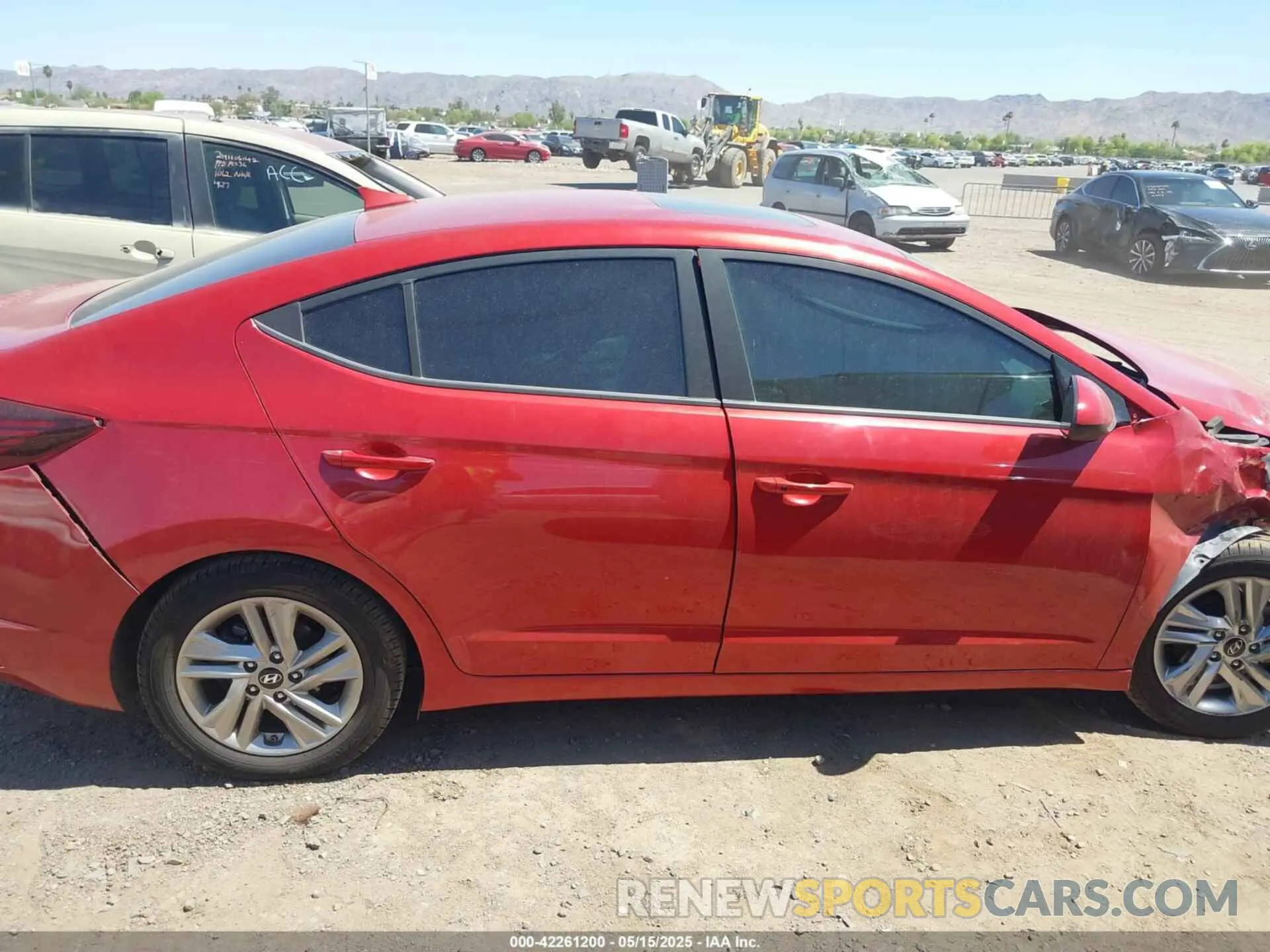 12 Фотография поврежденного автомобиля 5NPD84LF5KH441078 HYUNDAI ELANTRA 2019