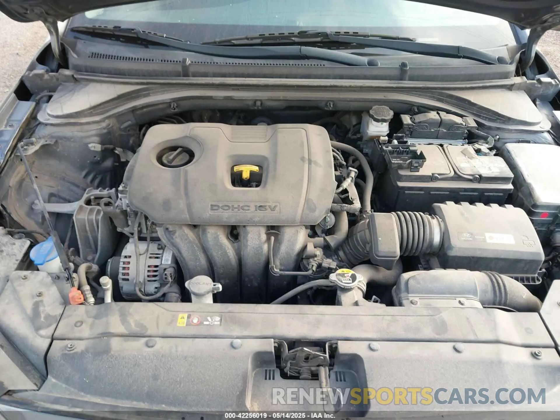 10 Photograph of a damaged car 5NPD84LF5KH476560 HYUNDAI ELANTRA 2019