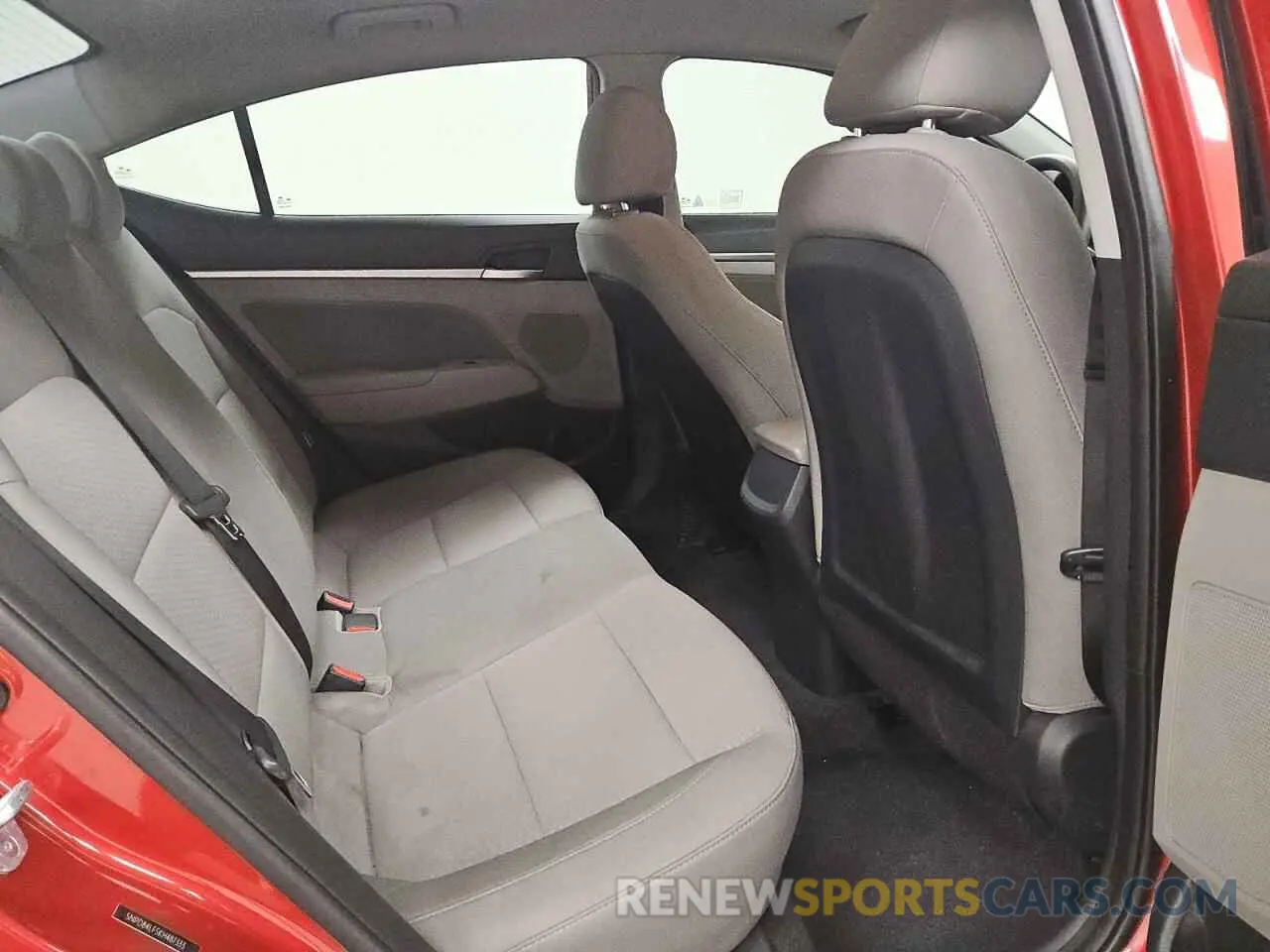 10 Фотография поврежденного автомобиля 5NPD84LF5KH487333 HYUNDAI ELANTRA 2019