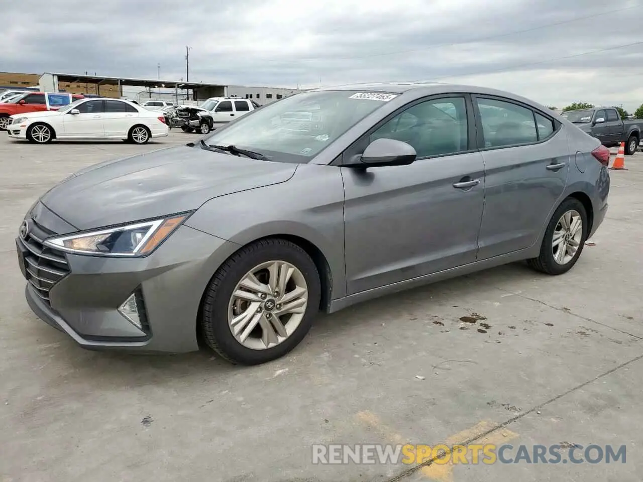 1 Photograph of a damaged car 5NPD84LF6KH415542 HYUNDAI ELANTRA 2019