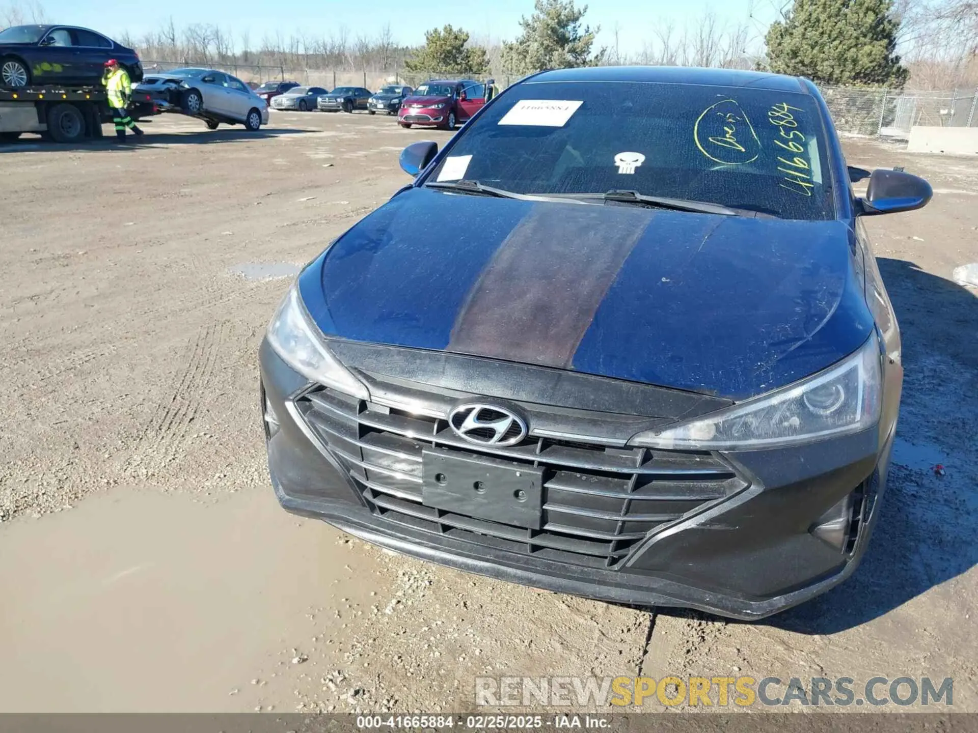 12 Photograph of a damaged car 5NPD84LF6KH434723 HYUNDAI ELANTRA 2019
