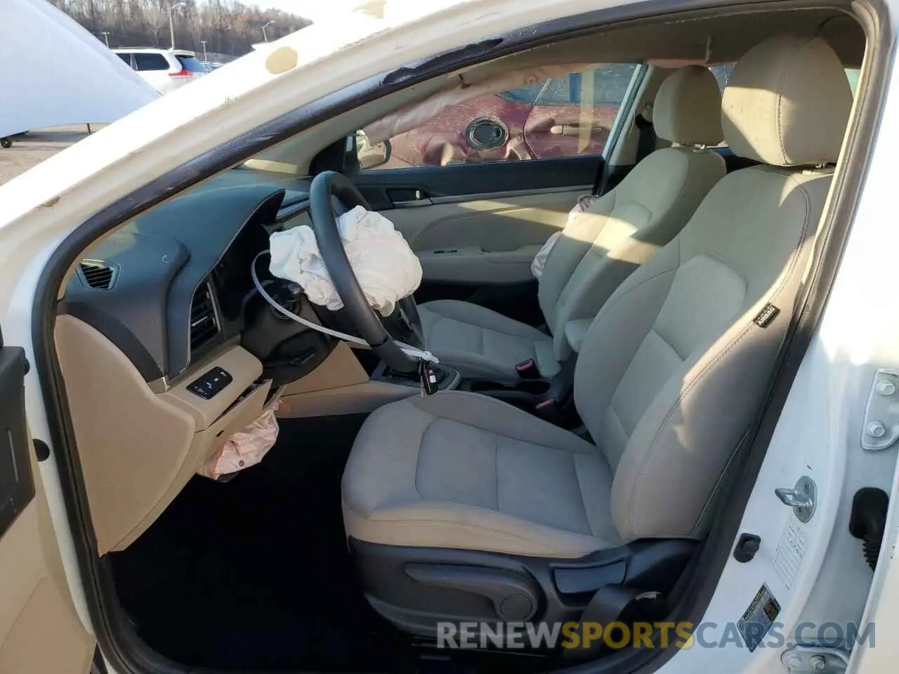 7 Фотография поврежденного автомобиля 5NPD84LF6KH484831 HYUNDAI ELANTRA 2019