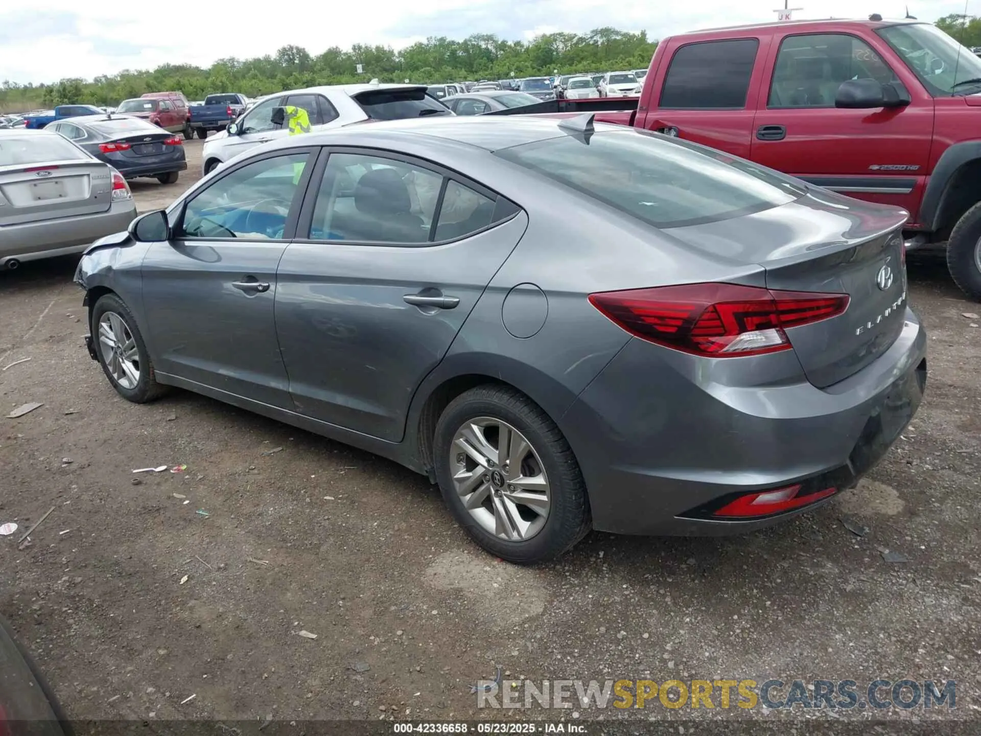3 Фотография поврежденного автомобиля 5NPD84LF7KH422483 HYUNDAI ELANTRA 2019