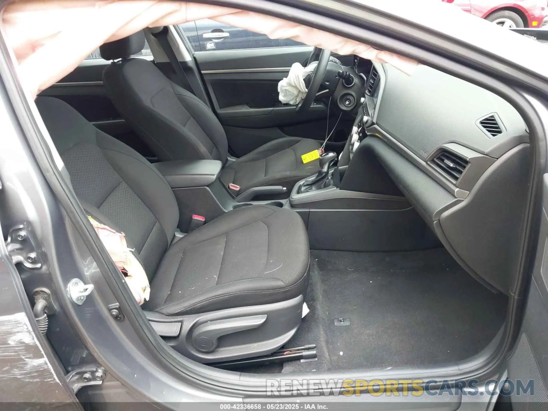 5 Фотография поврежденного автомобиля 5NPD84LF7KH422483 HYUNDAI ELANTRA 2019