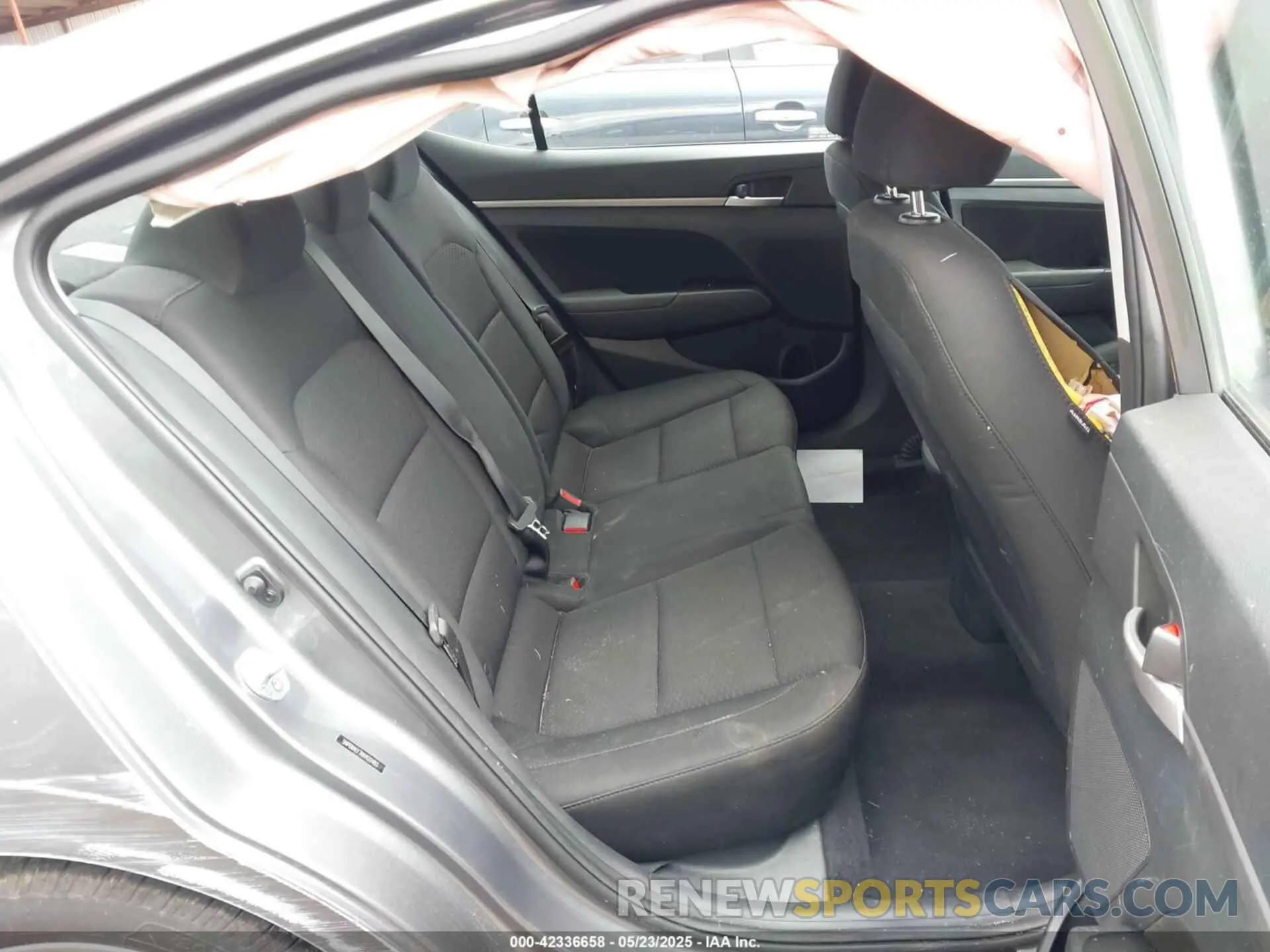 8 Фотография поврежденного автомобиля 5NPD84LF7KH422483 HYUNDAI ELANTRA 2019