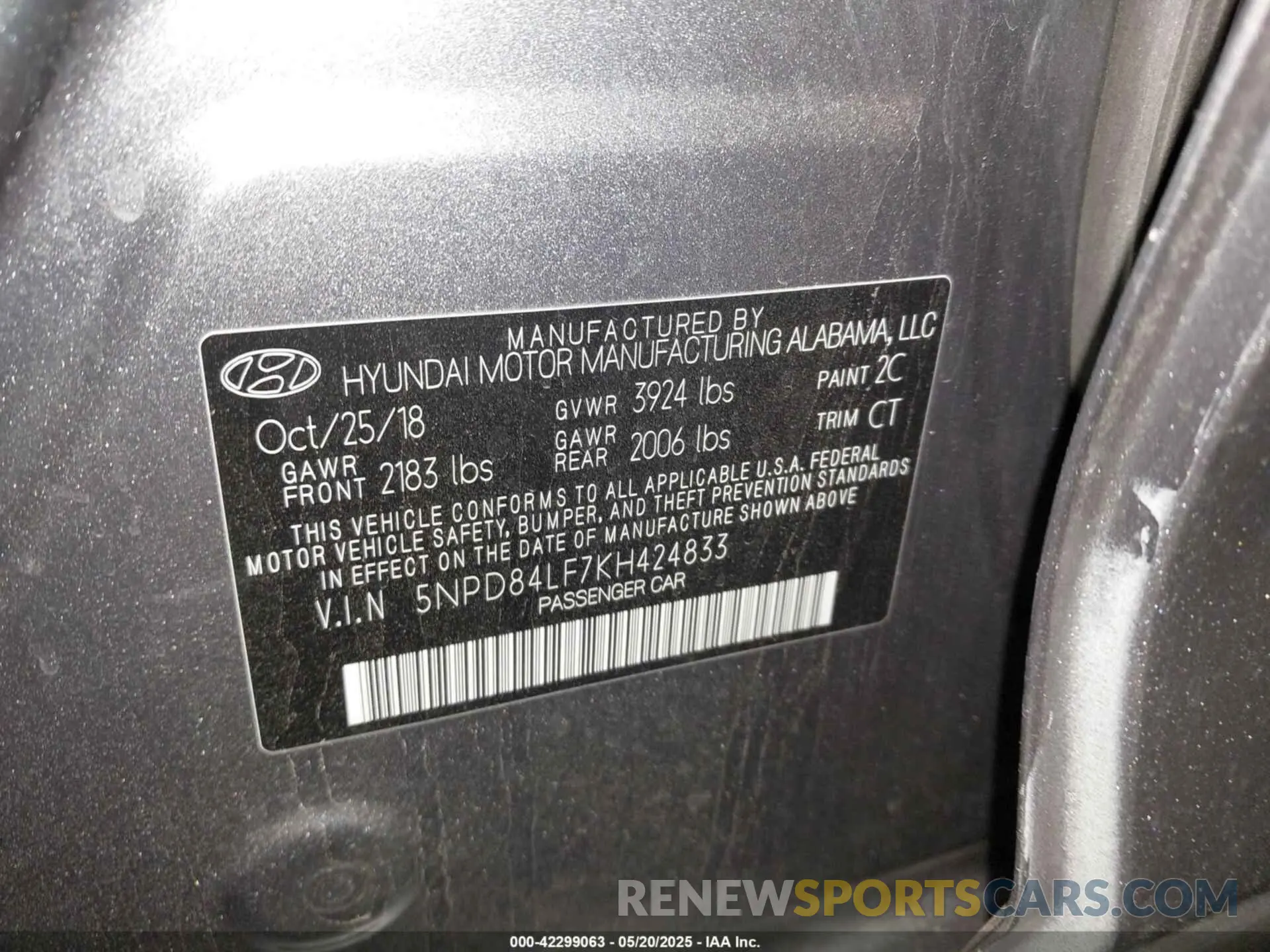 9 Photograph of a damaged car 5NPD84LF7KH424833 HYUNDAI ELANTRA 2019