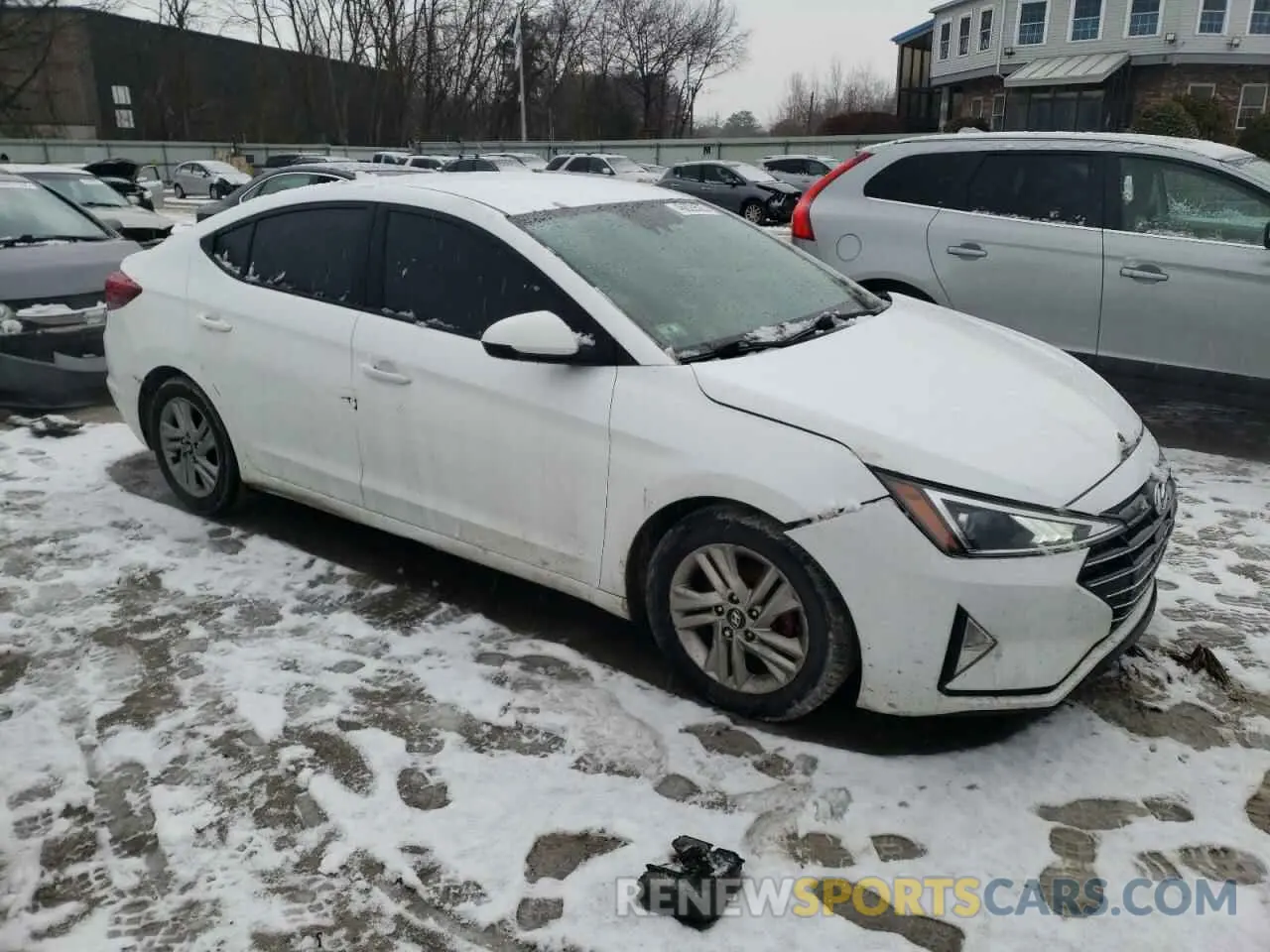 4 Photograph of a damaged car 5NPD84LF7KH441194 HYUNDAI ELANTRA 2019