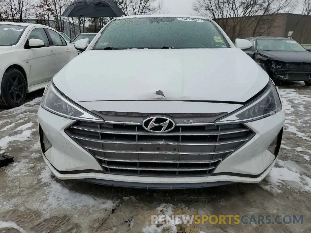 5 Photograph of a damaged car 5NPD84LF7KH441194 HYUNDAI ELANTRA 2019