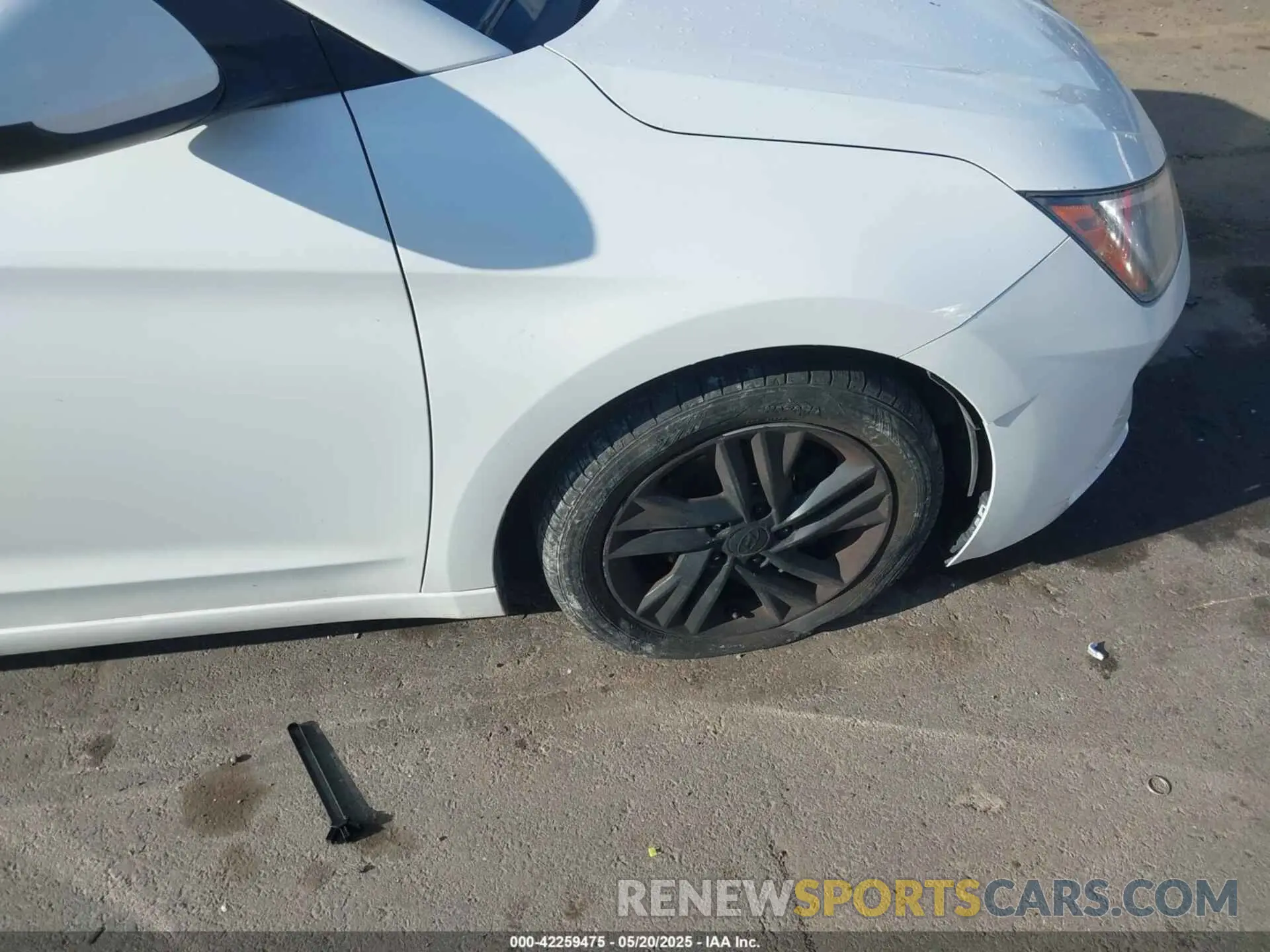 6 Photograph of a damaged car 5NPD84LF7KH454866 HYUNDAI ELANTRA 2019