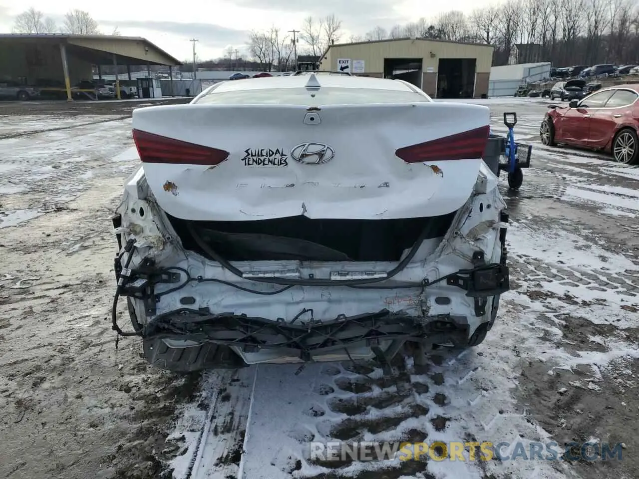 6 Photograph of a damaged car 5NPD84LF7KH478469 HYUNDAI ELANTRA 2019