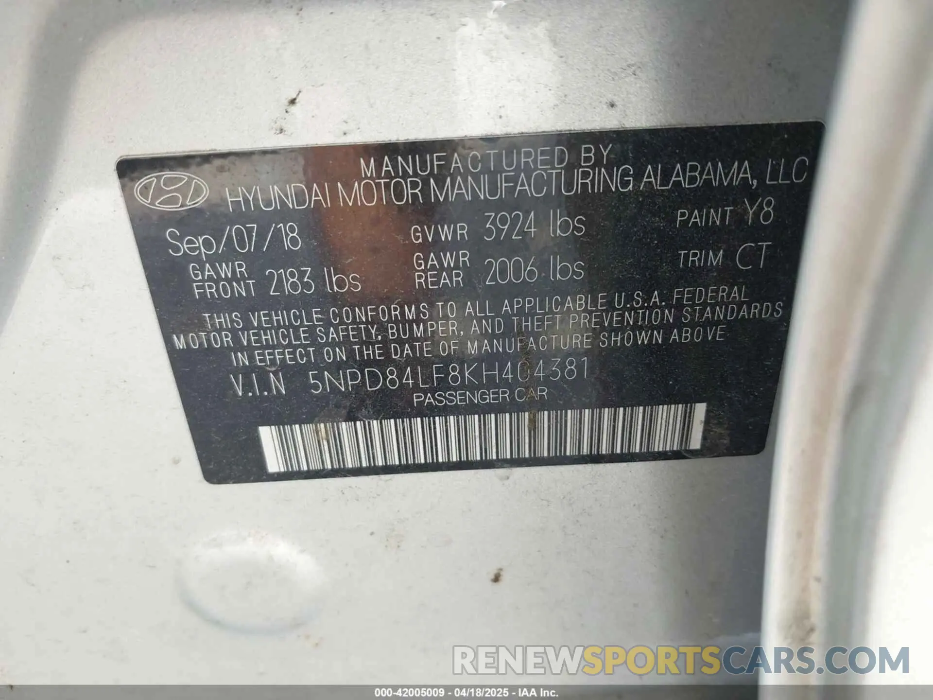 9 Photograph of a damaged car 5NPD84LF8KH404381 HYUNDAI ELANTRA 2019