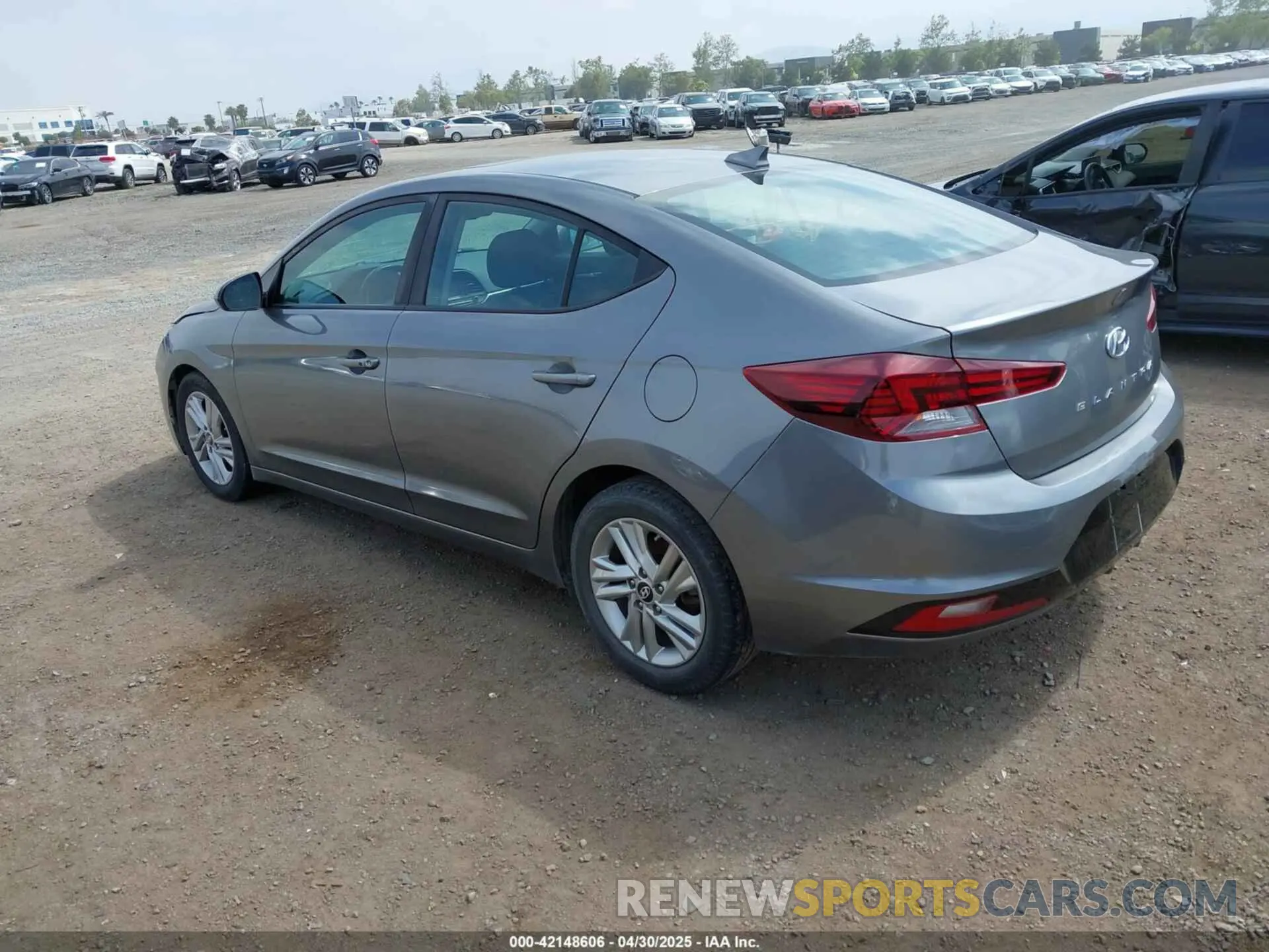 3 Фотография поврежденного автомобиля 5NPD84LF8KH414733 HYUNDAI ELANTRA 2019