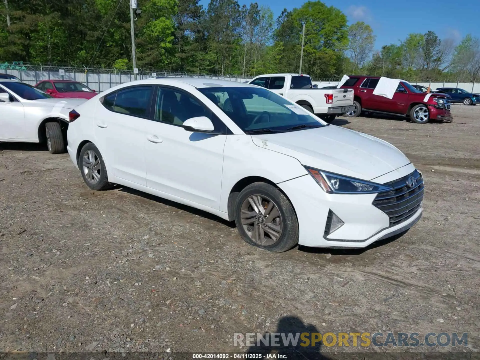 1 Photograph of a damaged car 5NPD84LF8KH431189 HYUNDAI ELANTRA 2019