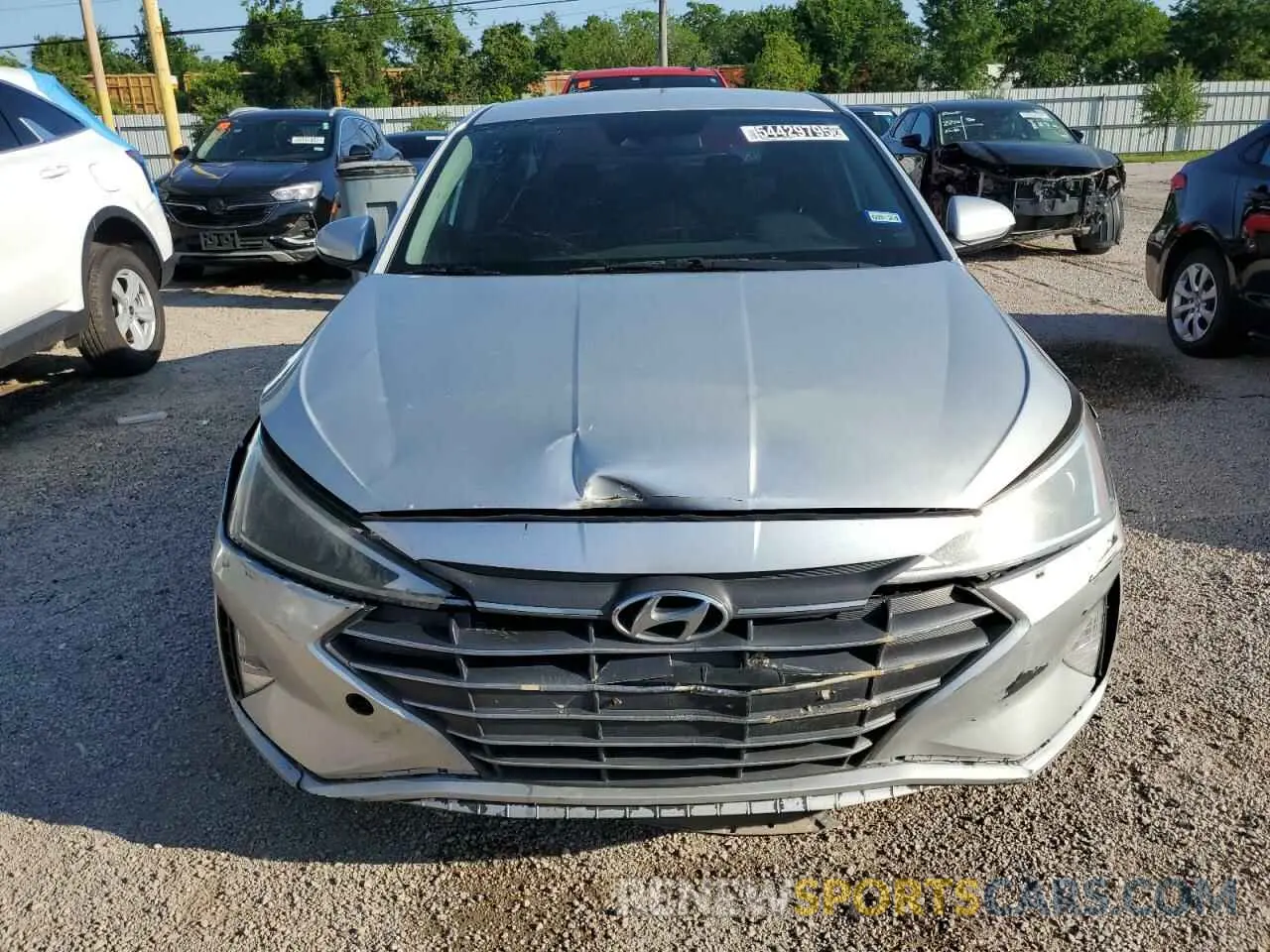5 Photograph of a damaged car 5NPD84LF8KH443052 HYUNDAI ELANTRA 2019
