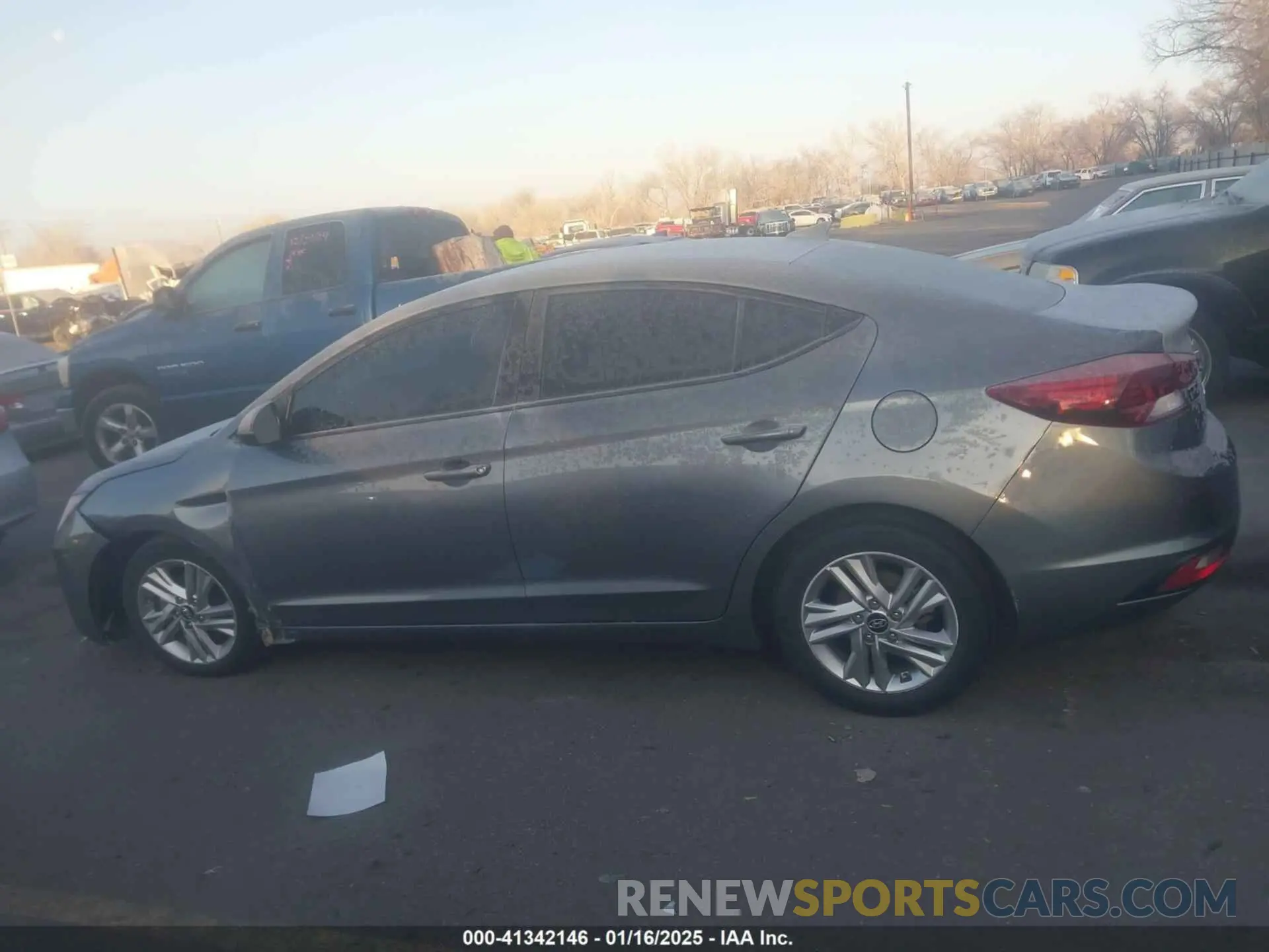 14 Photograph of a damaged car 5NPD84LF8KH453547 HYUNDAI ELANTRA 2019