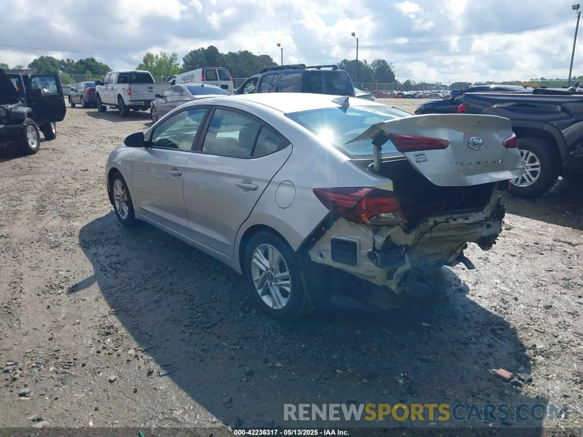3 Photograph of a damaged car 5NPD84LF8KH466976 HYUNDAI ELANTRA 2019