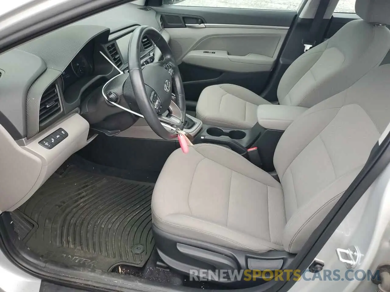 7 Photograph of a damaged car 5NPD84LF8KH481803 HYUNDAI ELANTRA 2019