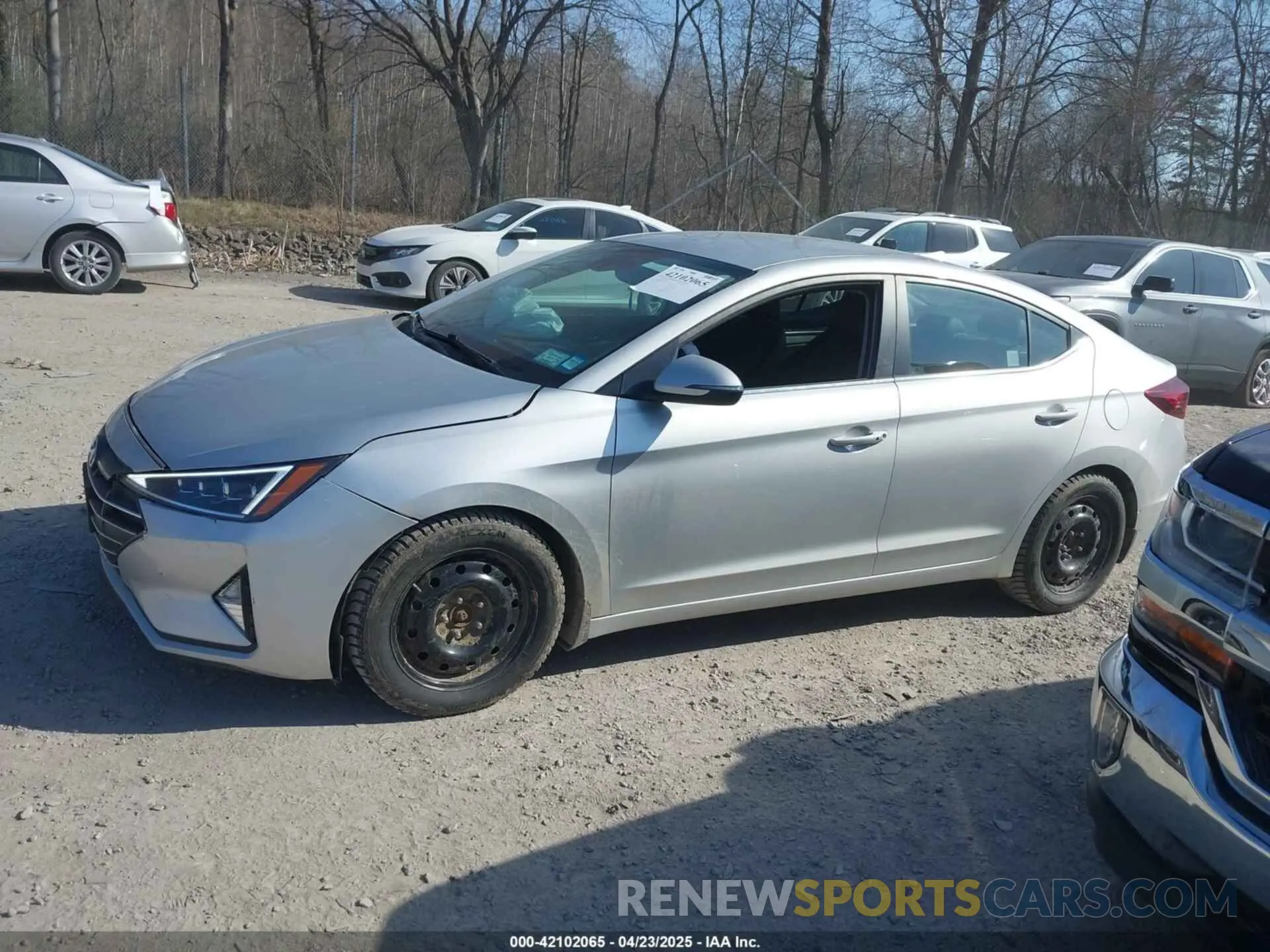 14 Photograph of a damaged car 5NPD84LF8KH485835 HYUNDAI ELANTRA 2019