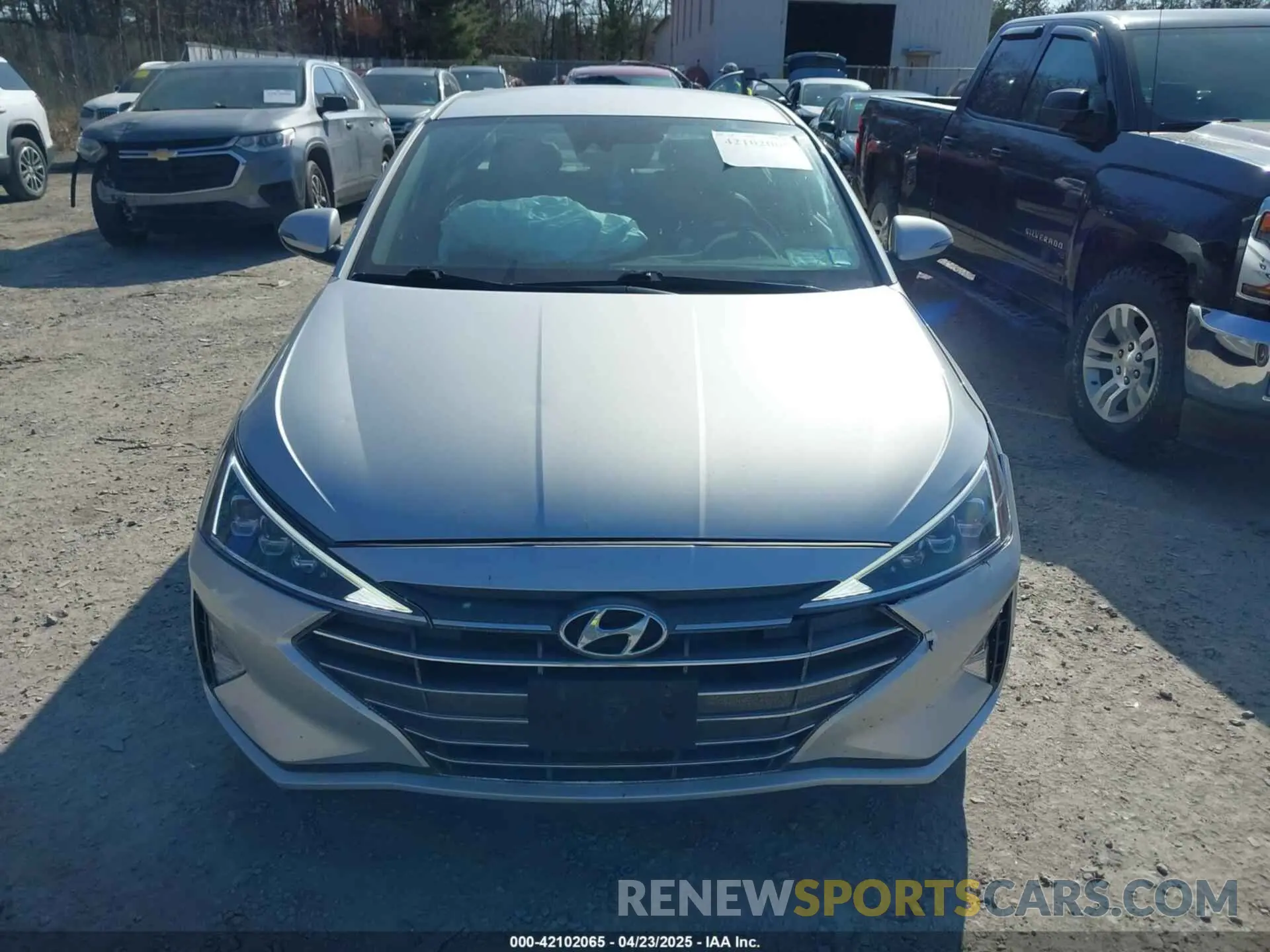6 Photograph of a damaged car 5NPD84LF8KH485835 HYUNDAI ELANTRA 2019